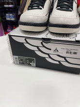 Load image into Gallery viewer, Jordan 2 Retro A Ma Maniére Sz 11
