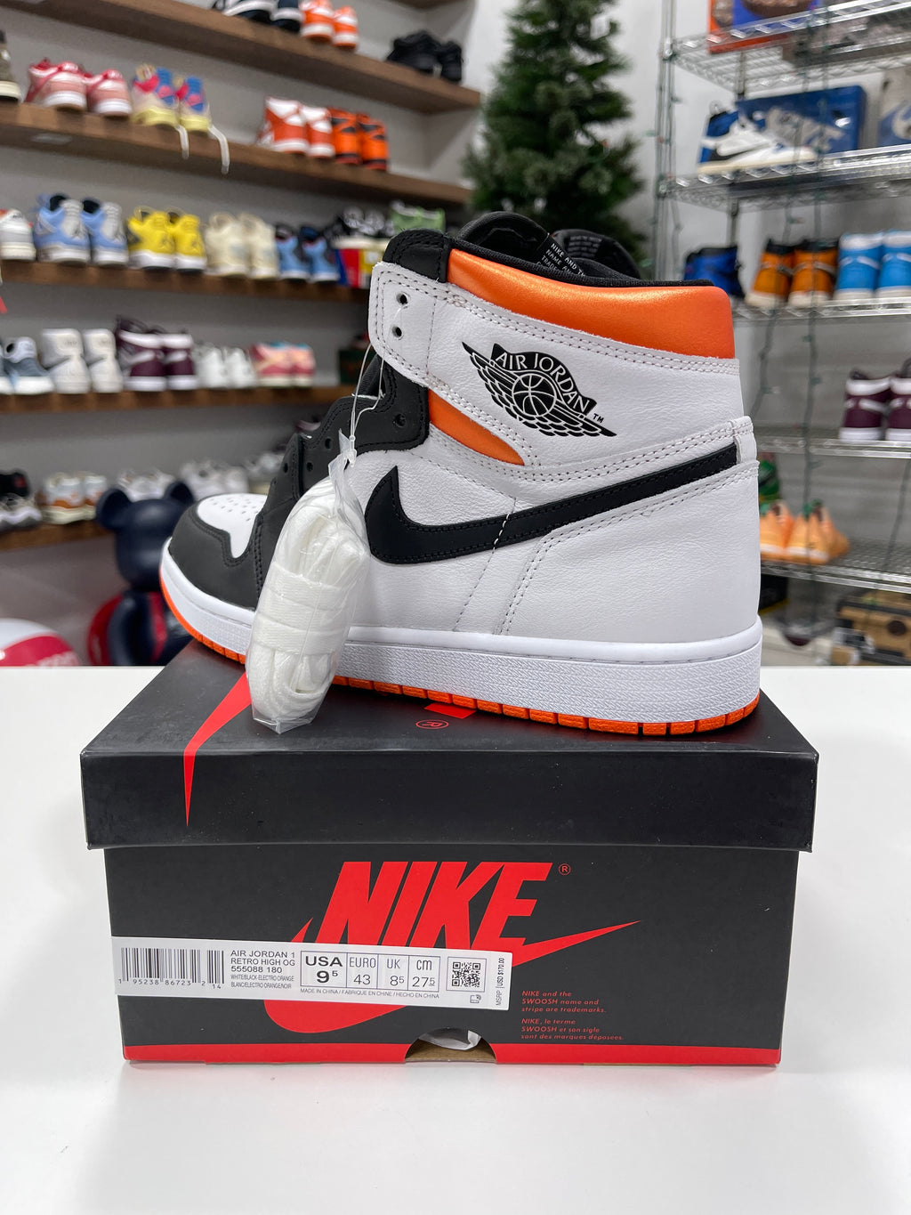 Air Jordan 1 High "Electro Orange" Sz 9.5