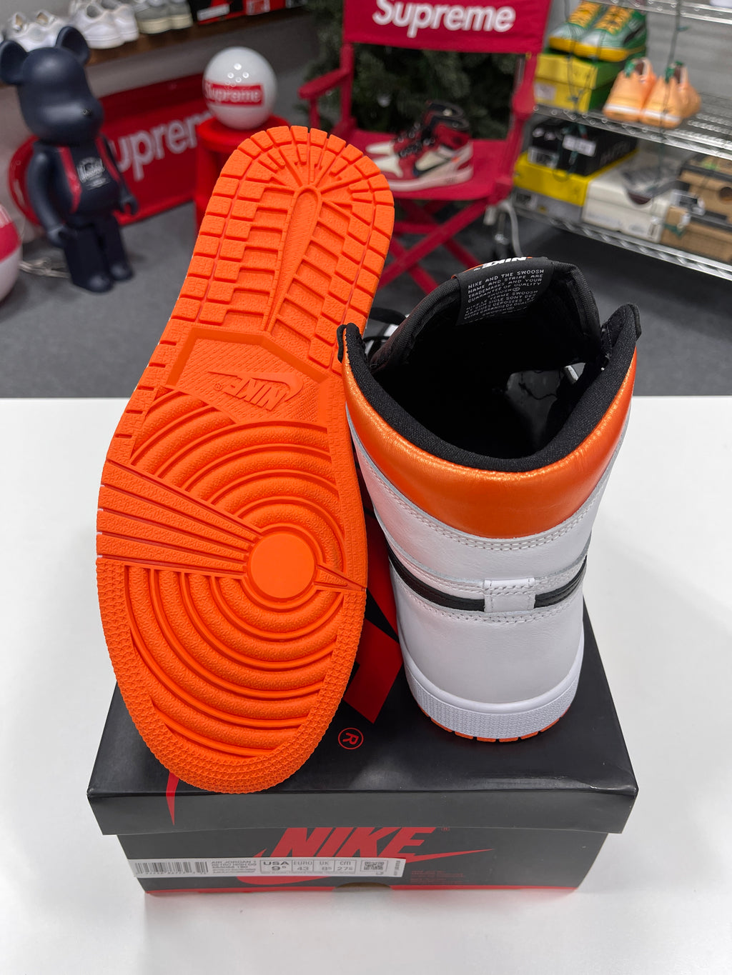 Air Jordan 1 High "Electro Orange" Sz 9.5