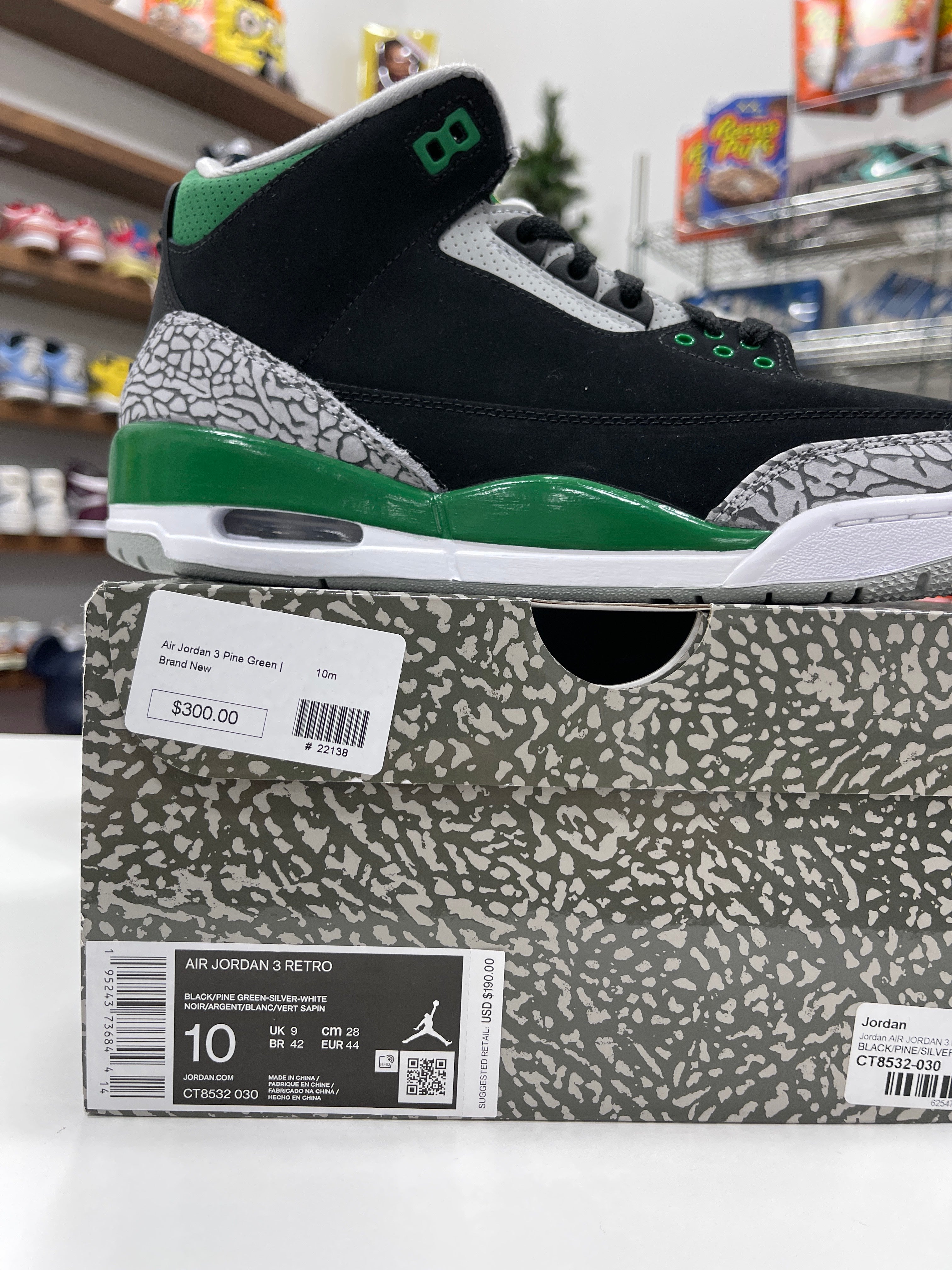 Air Jordan 3 "Pine Green" Sz 10