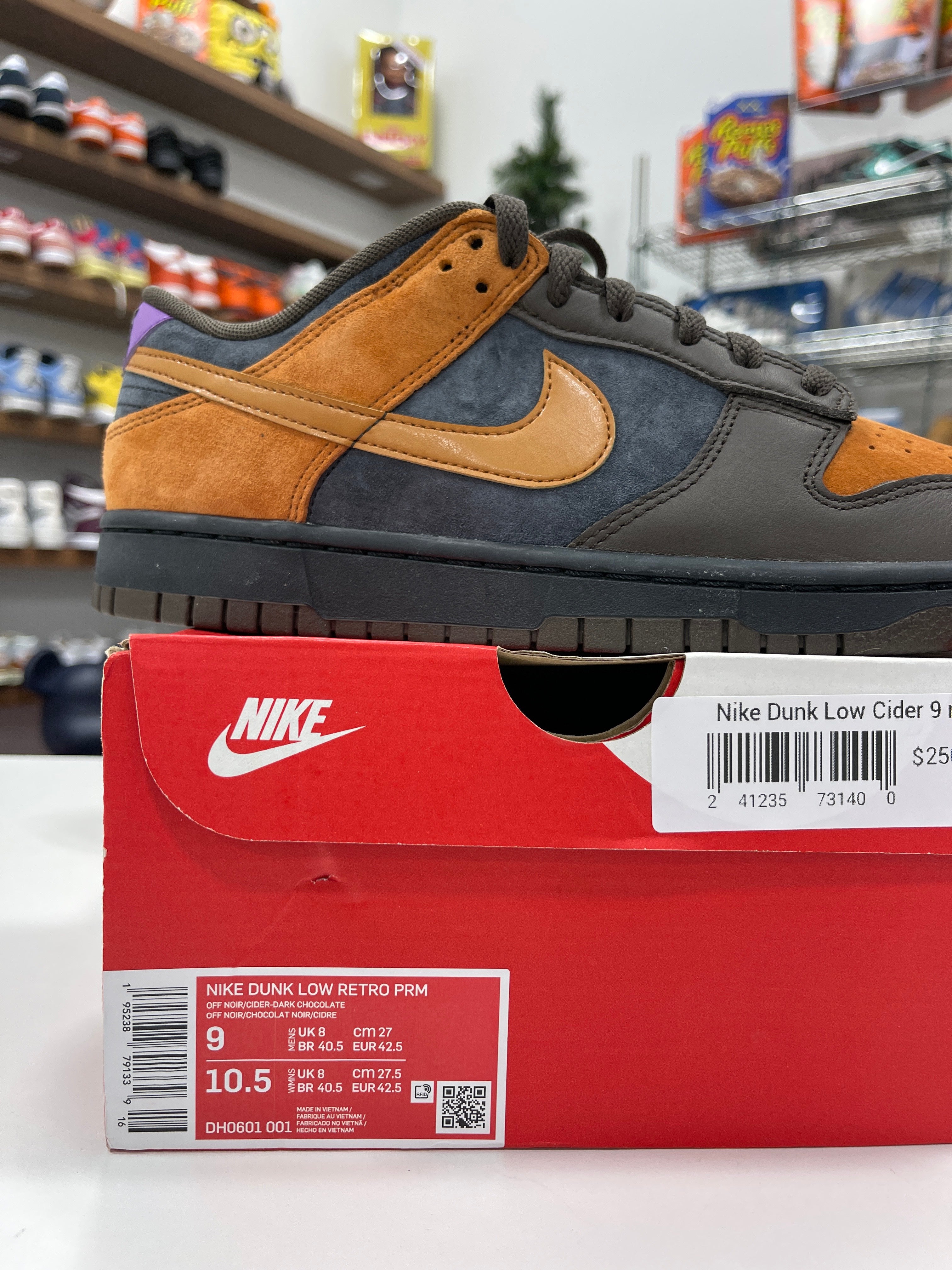 Nike Dunk Low "Cider" Sz 9