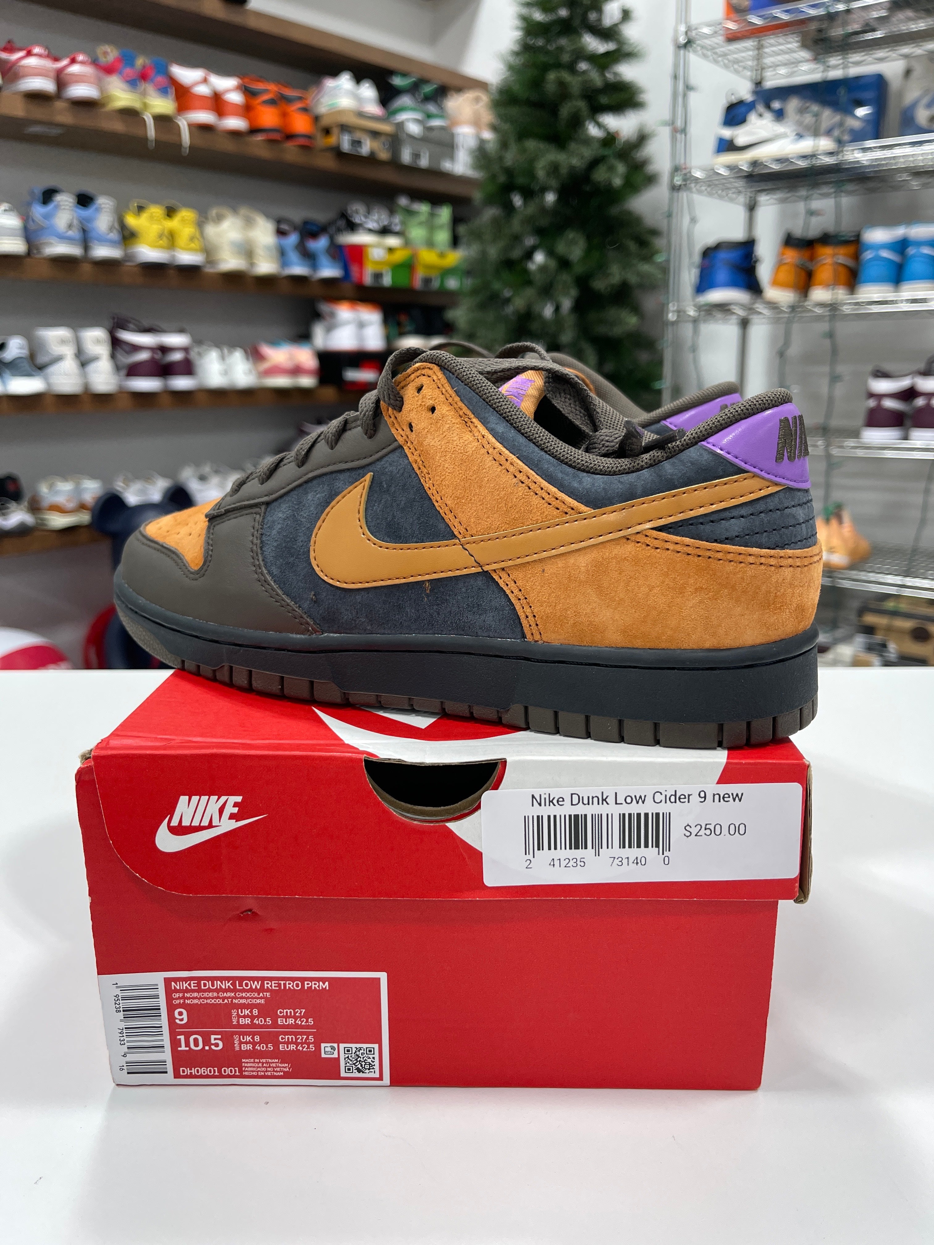 Nike Dunk Low "Cider" Sz 9