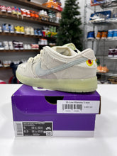 Load image into Gallery viewer, Nike SB Dunk Low &quot;Mummy&quot; Sz 5
