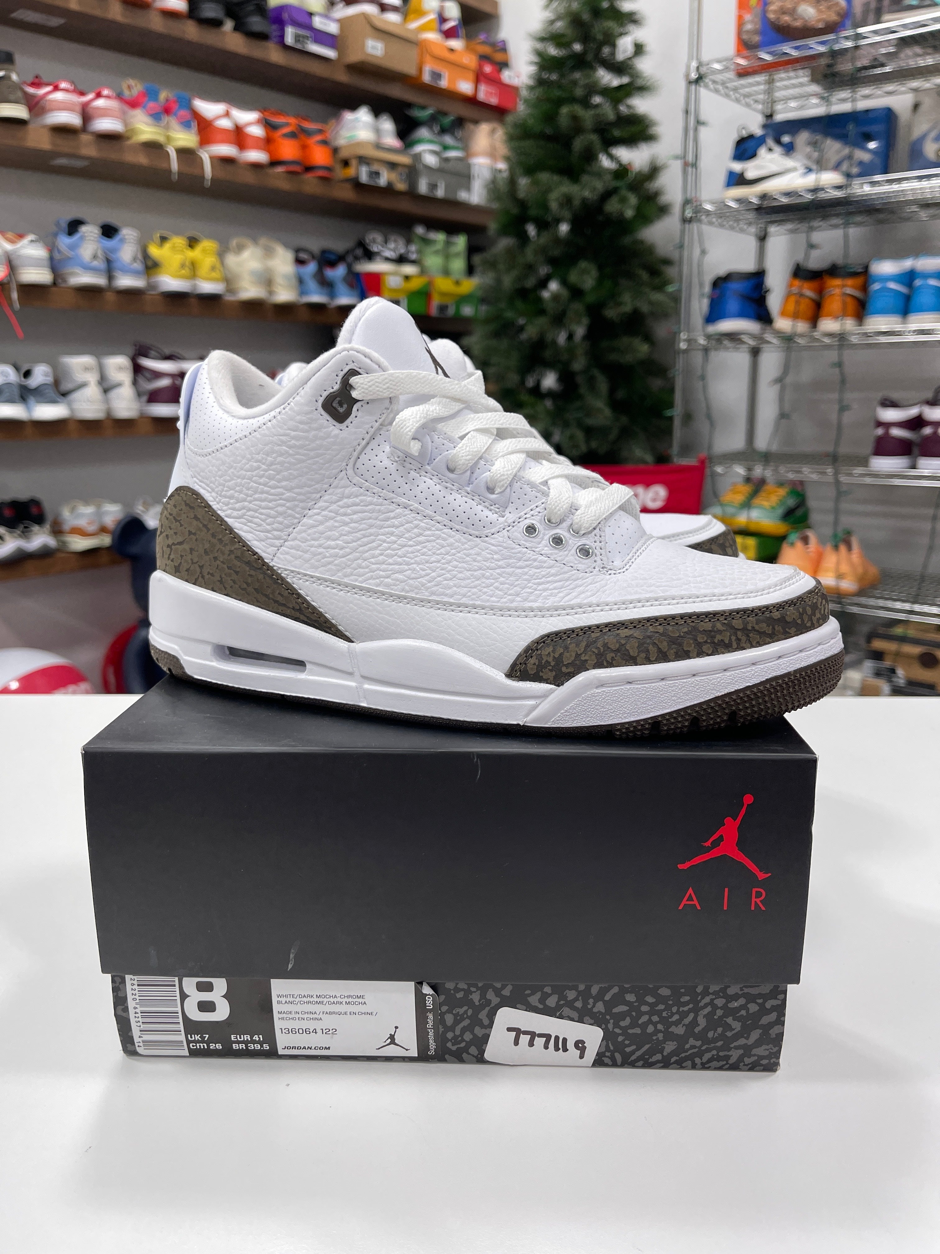 Air Jordan 3 Mocha (2018) Sz 8