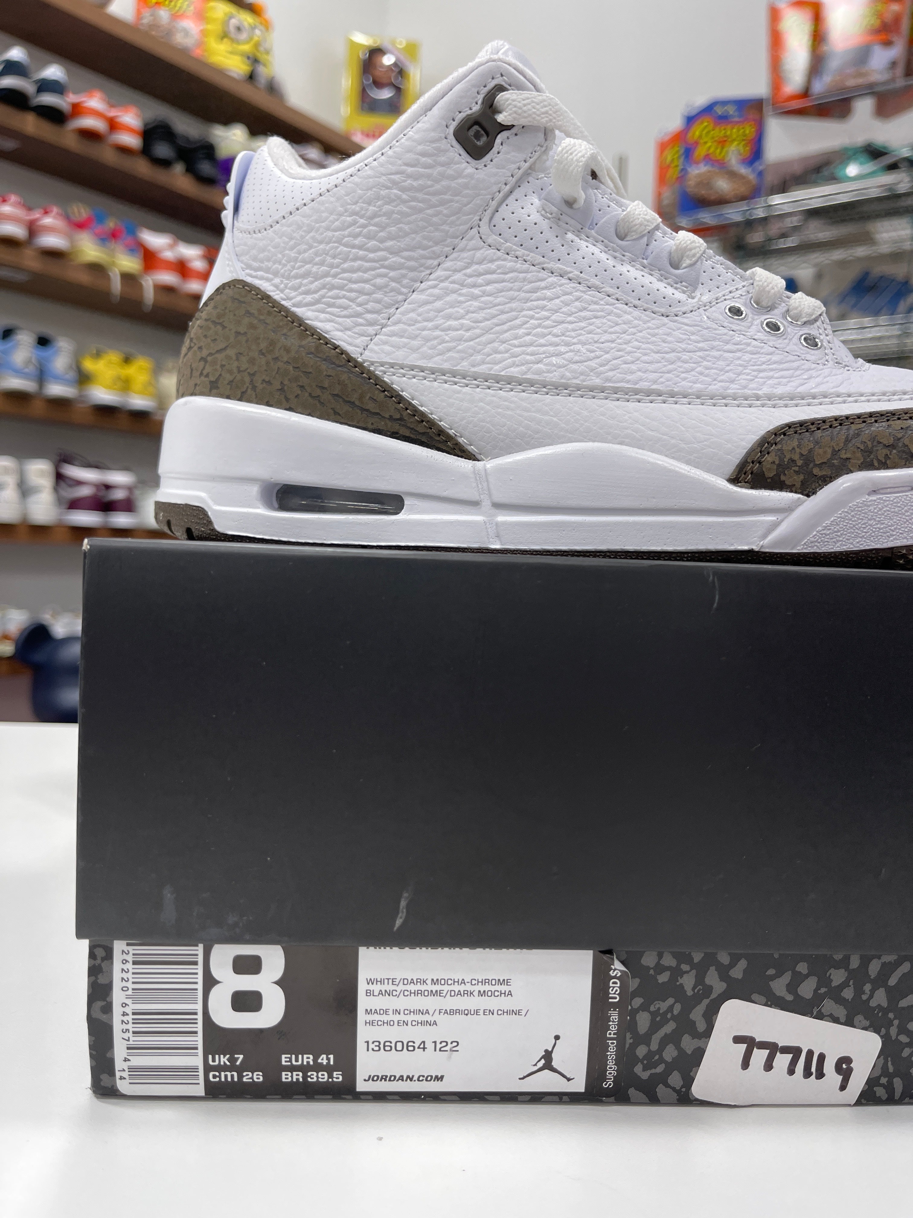 Air Jordan 3 Mocha (2018) Sz 8