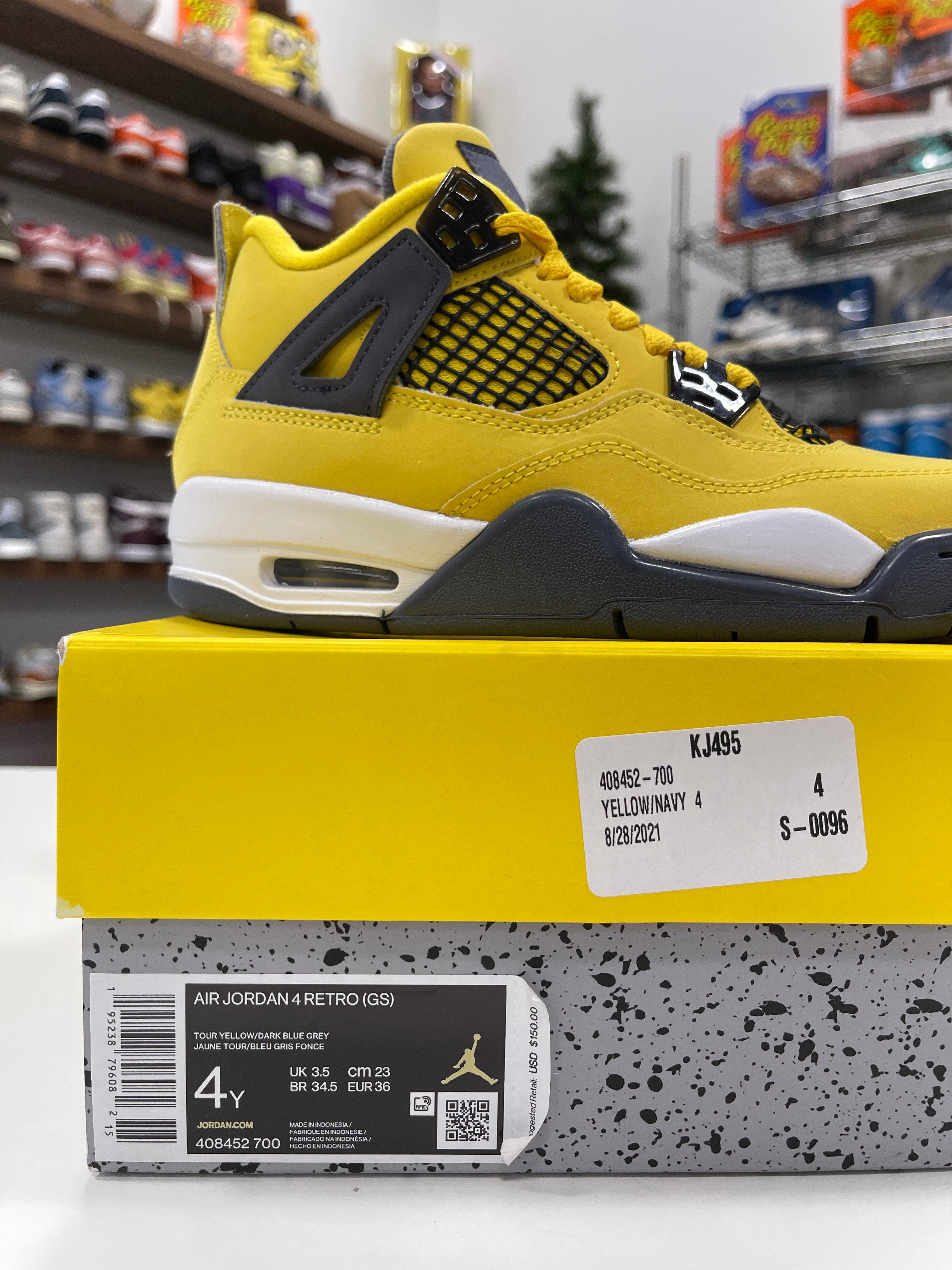 Air Jordan 4 "Lightning" GS Sz 4Y