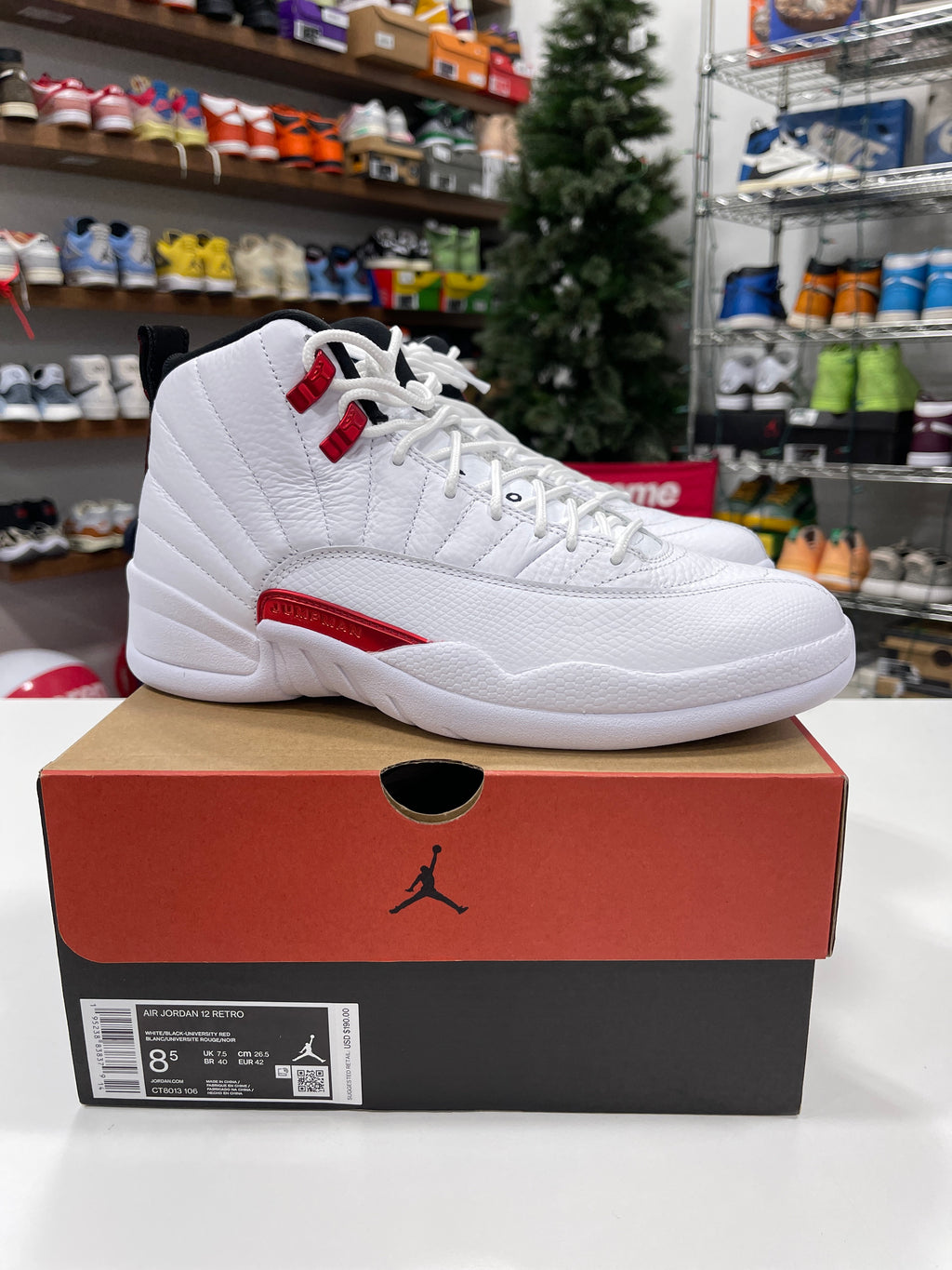 AIr Jordan 12 Twist Sz 8.5