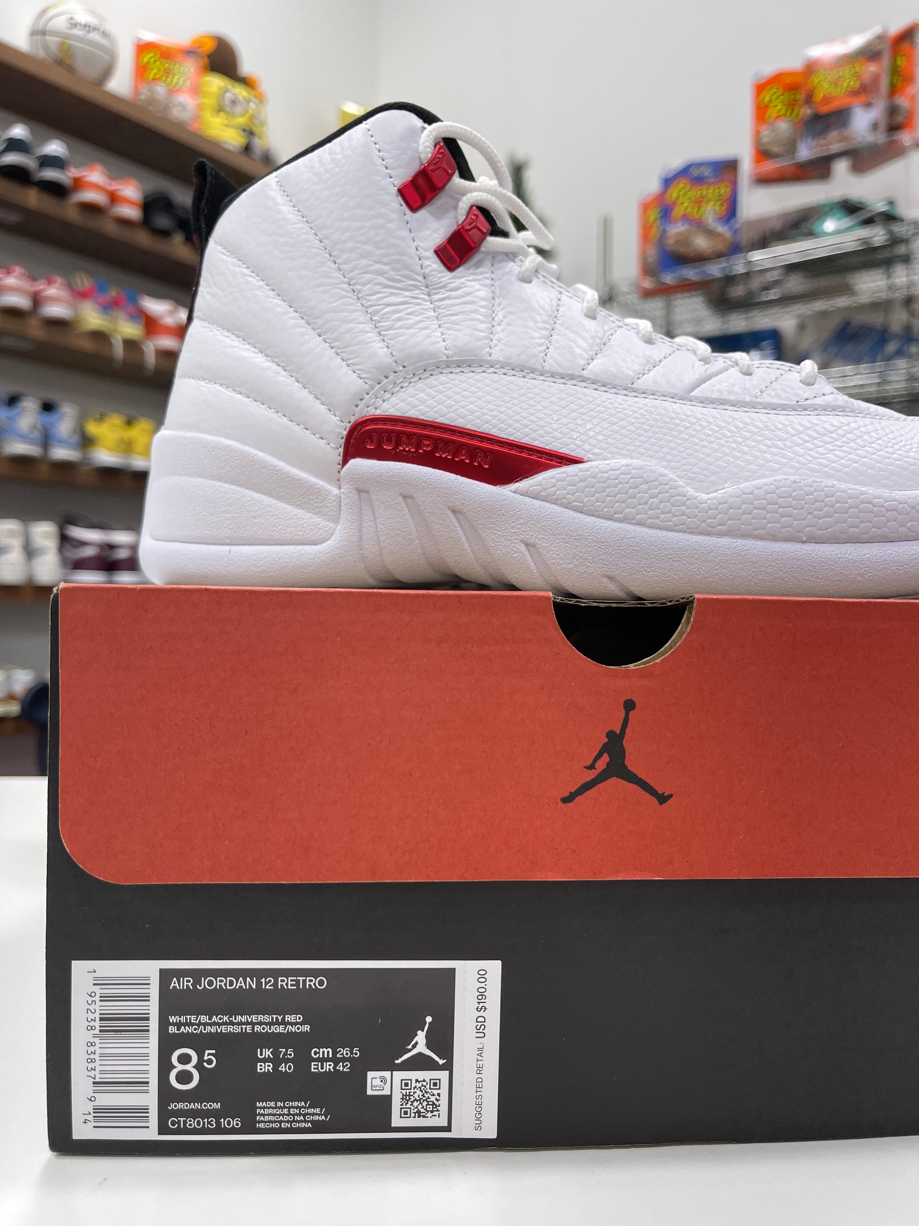 AIr Jordan 12 Twist Sz 8.5