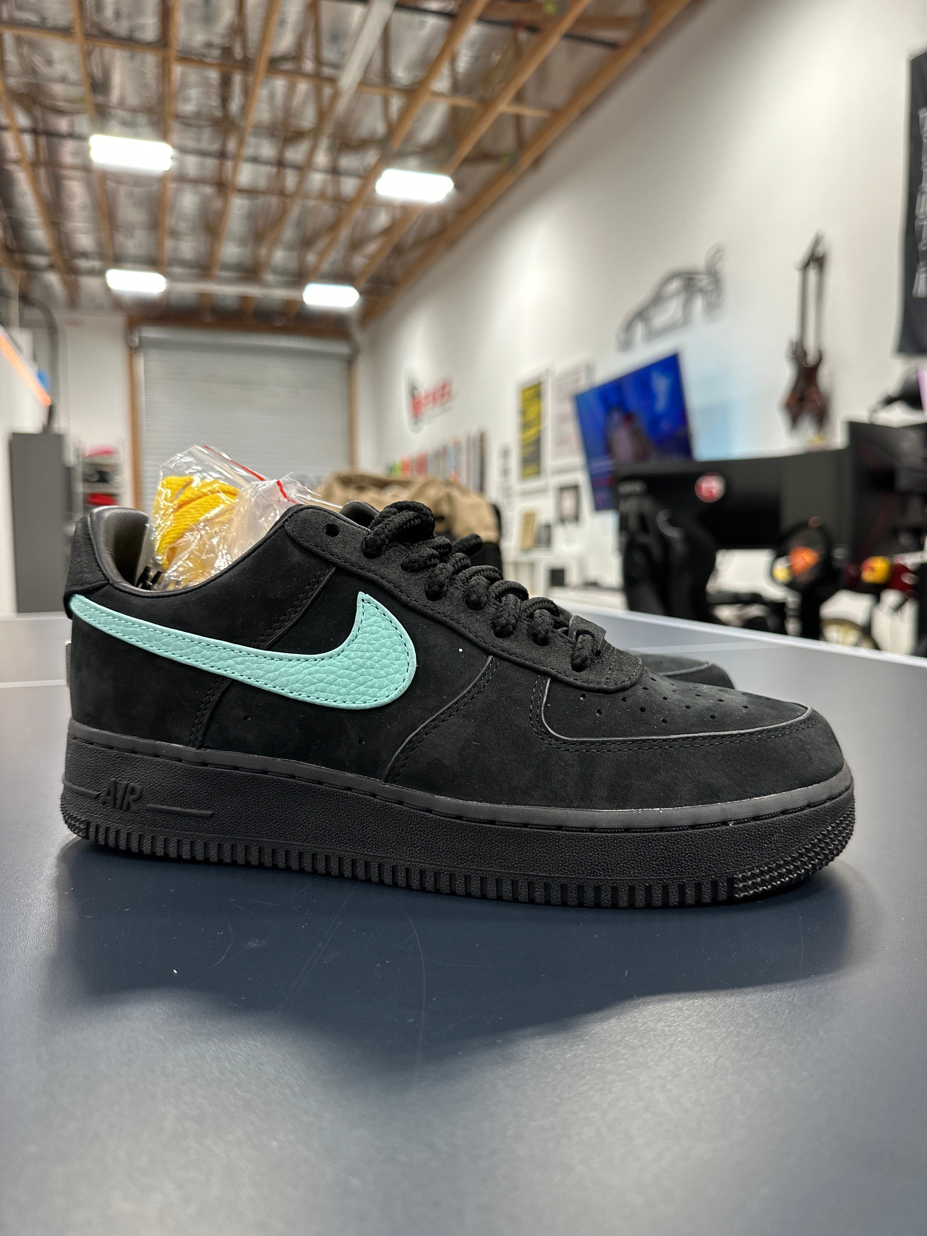 Nike x Tiffany Air Force 1 Low Sz 8.5 No Box