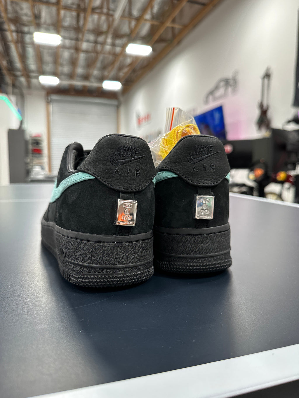 Nike x Tiffany Air Force 1 Low Sz 8.5 No Box