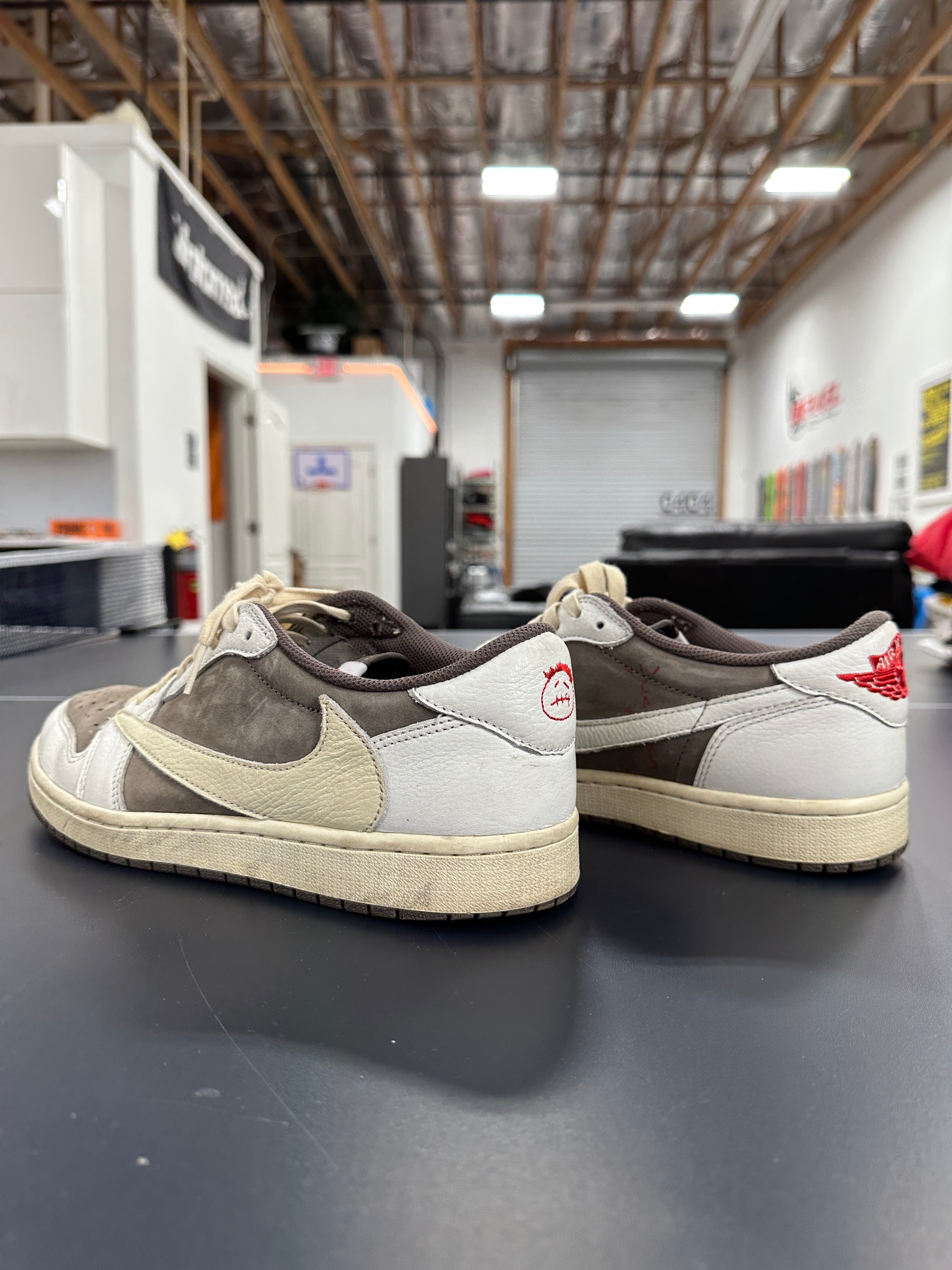 Nike x Travis Scott Jordan 1 Low Reverse Mocha Sz 11