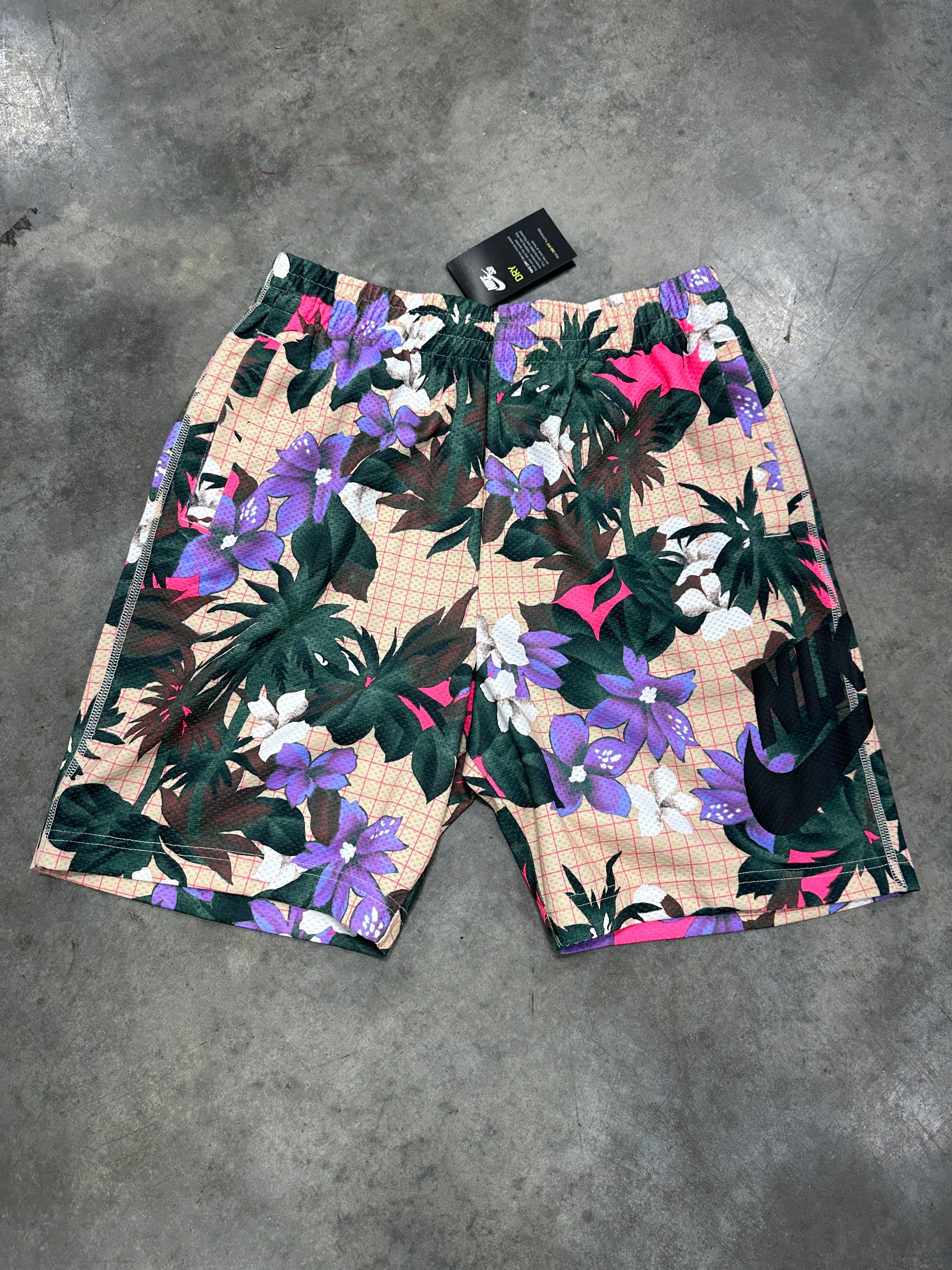 Nike SB Shorts Sz M