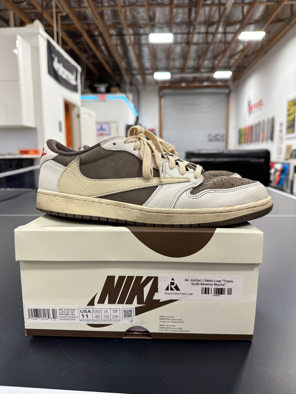 Nike x Travis Scott Jordan 1 Low Reverse Mocha Sz 11