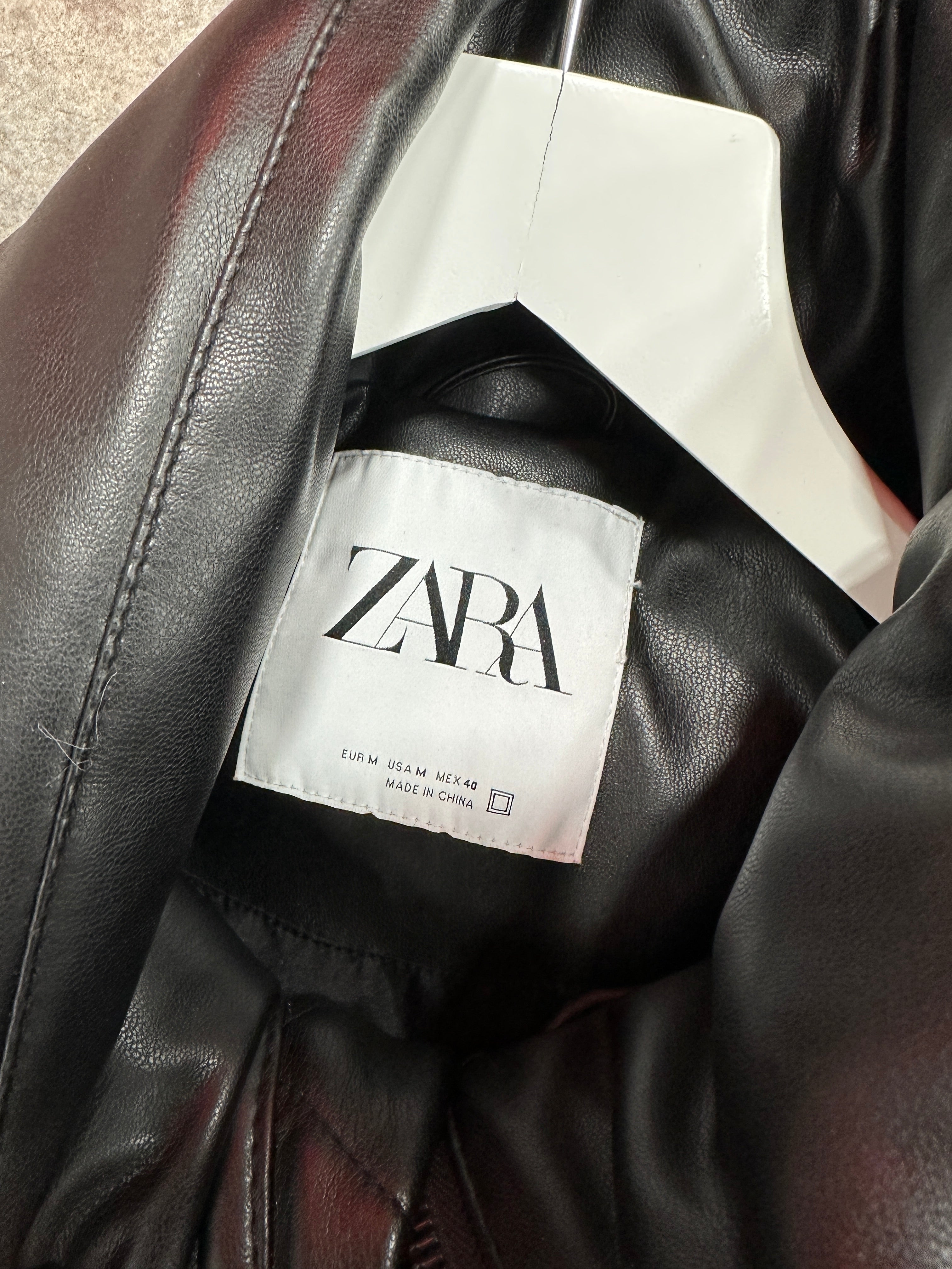 Zara Puffer Jacket Sz M