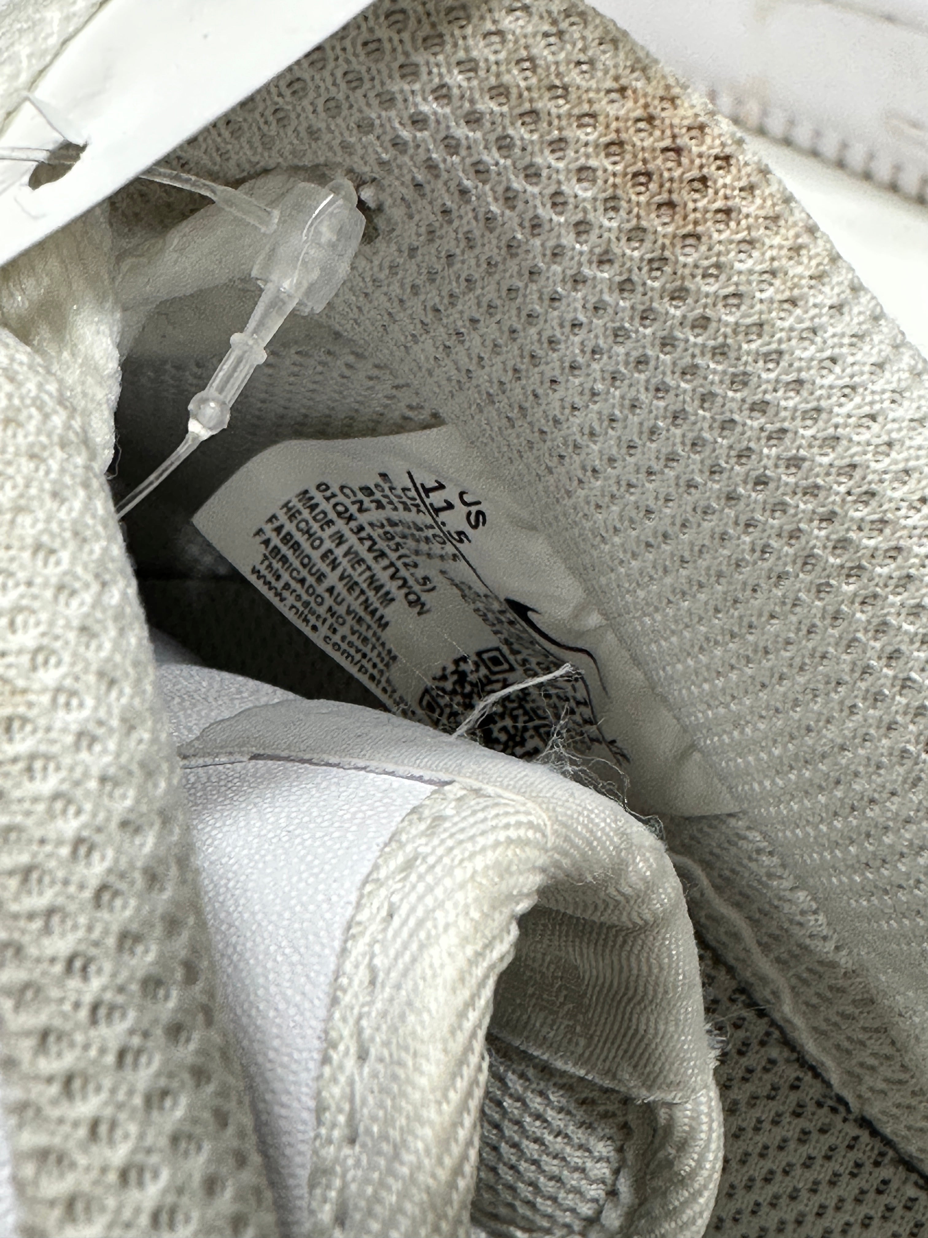 Nike Air Force 1 White Sz 11.5.
