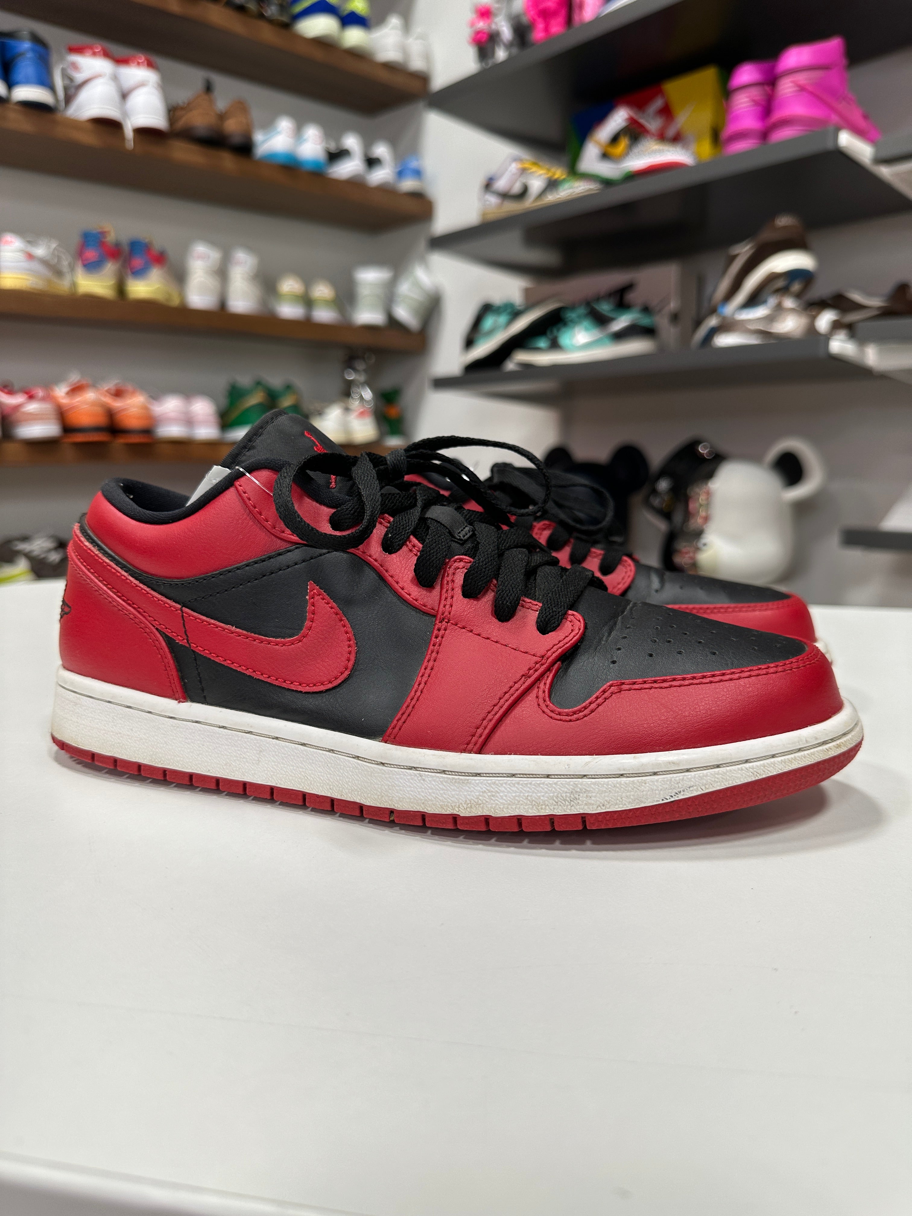 Nike Jordan 1 Low Sz 9.5
