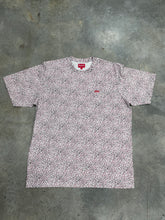Load image into Gallery viewer, Supreme all Over Pink Small Box Logo Tee
