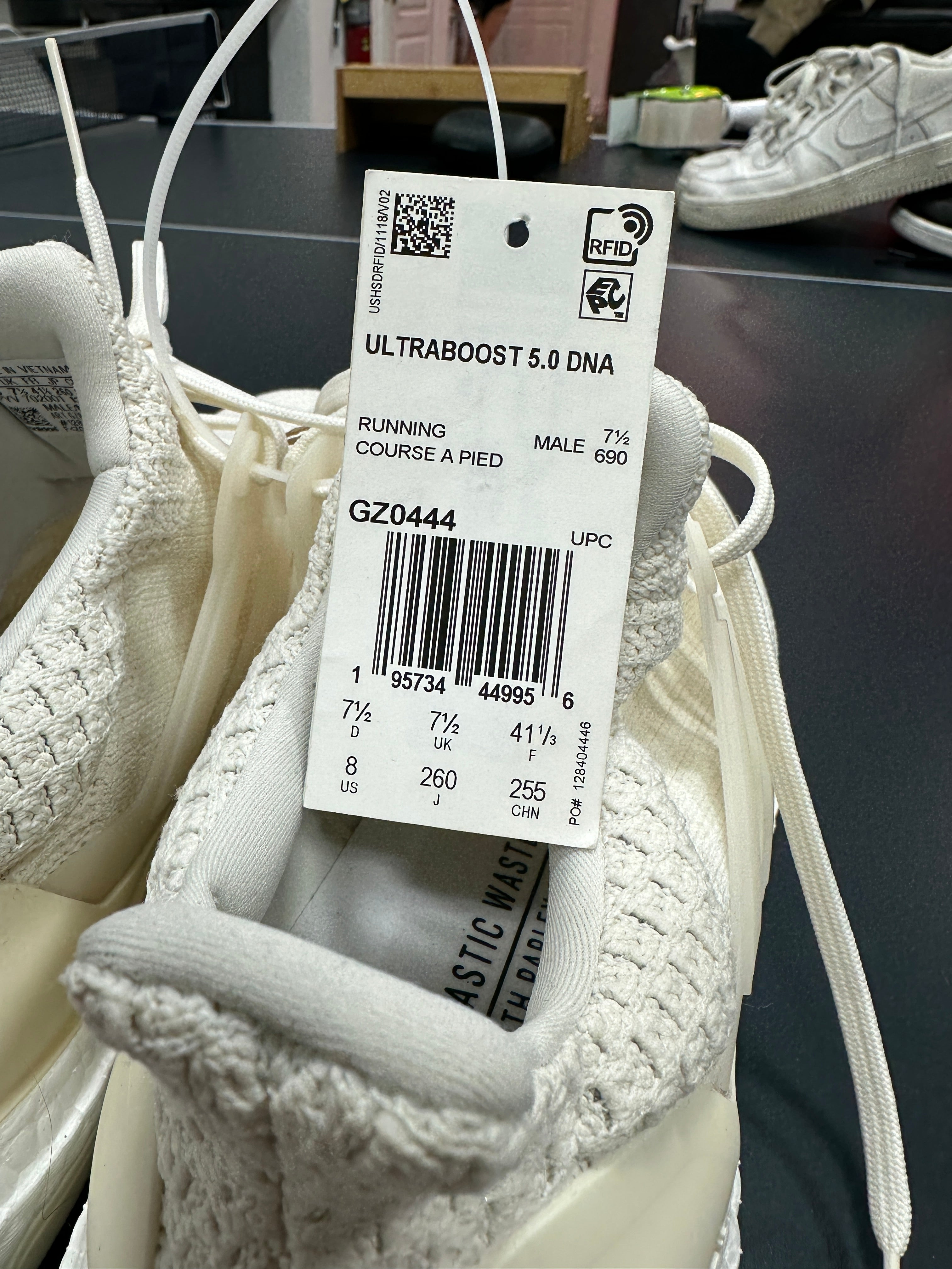 Adidas Ultra Boost Sz 8