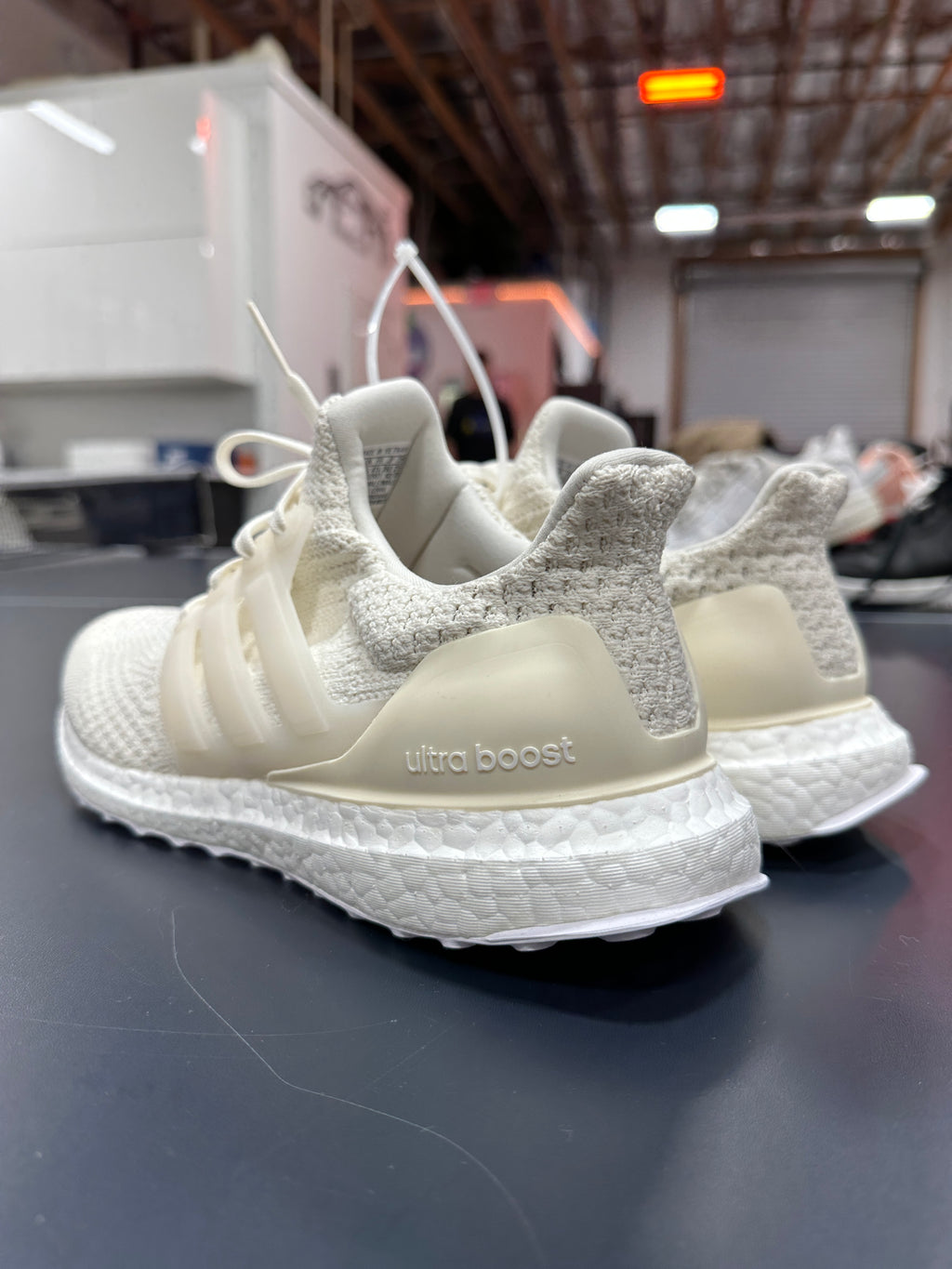 Adidas Ultra Boost Sz 8
