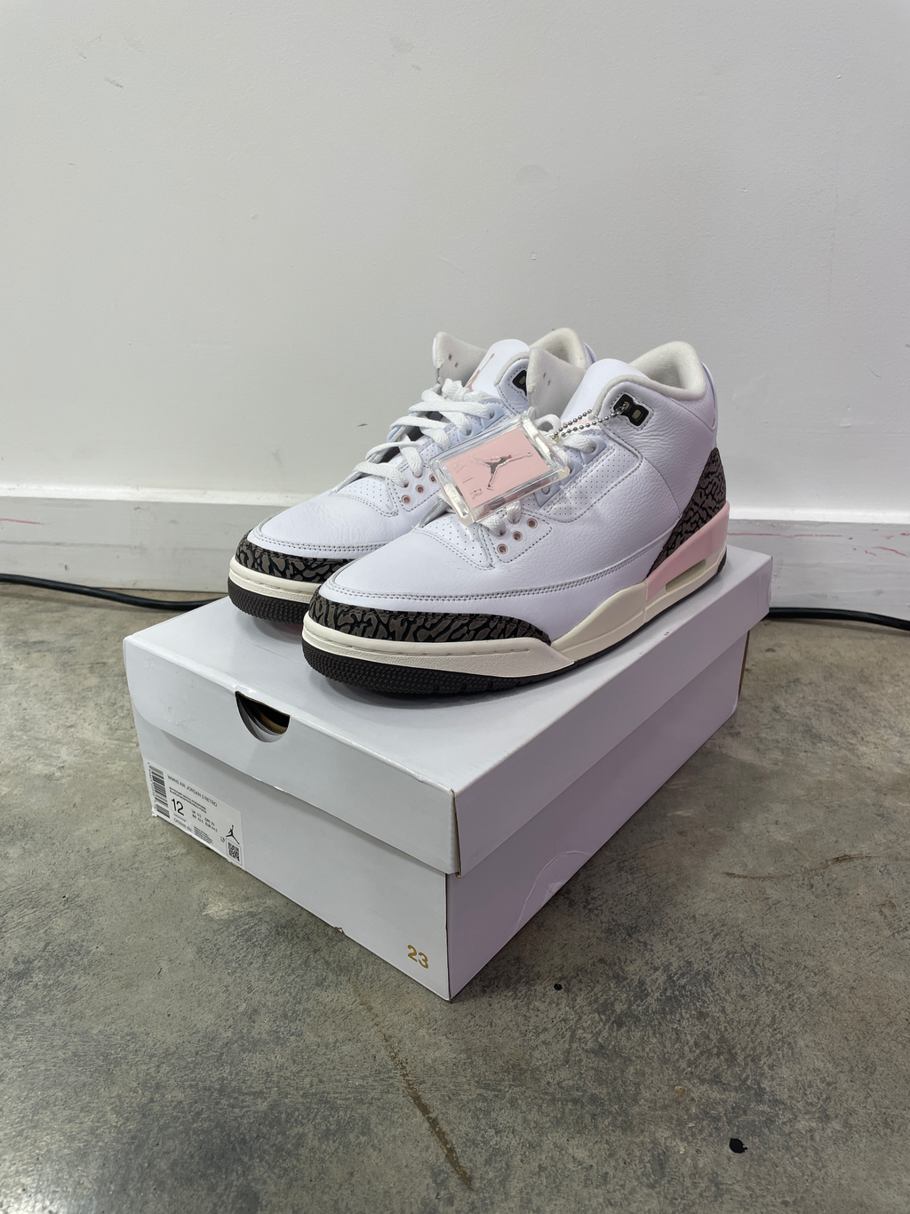 Jordan 3 Retro Neapolitan Dark Mocha (W)12 Mens 10.5