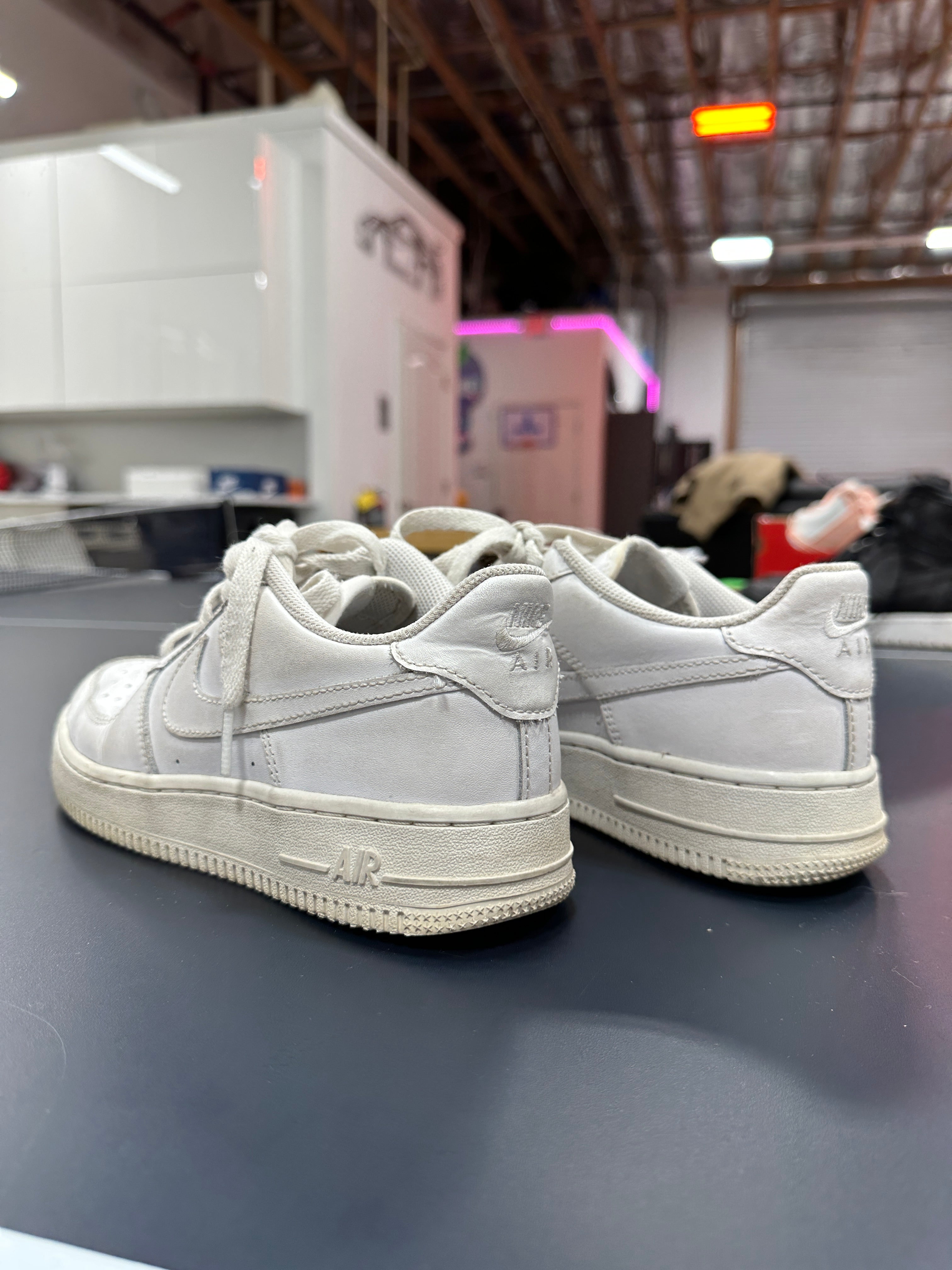 Air Force 1 Low White Sz 5.5Y