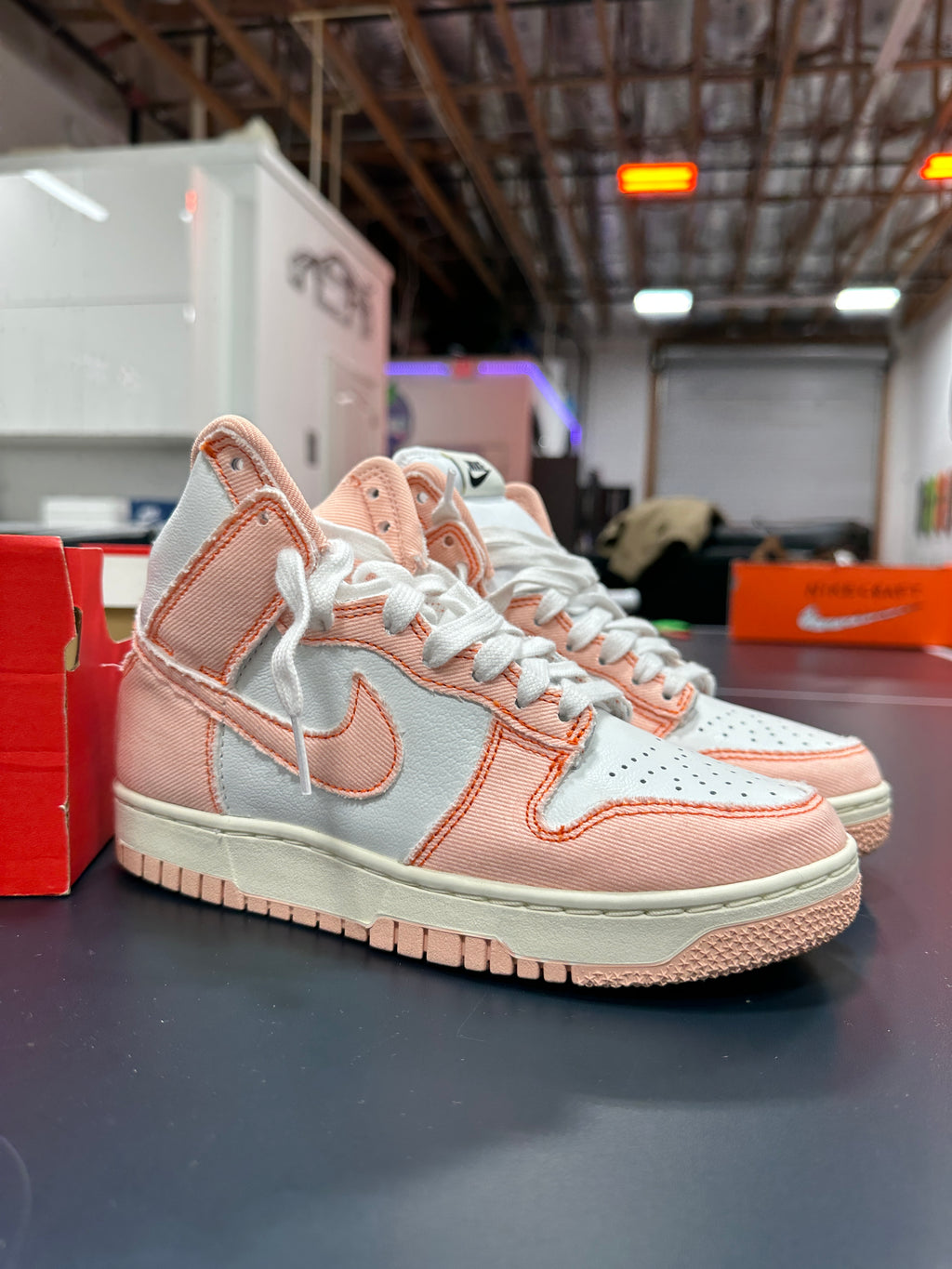 Wmns 1985 Dunk High Arctic Orange Sz 6