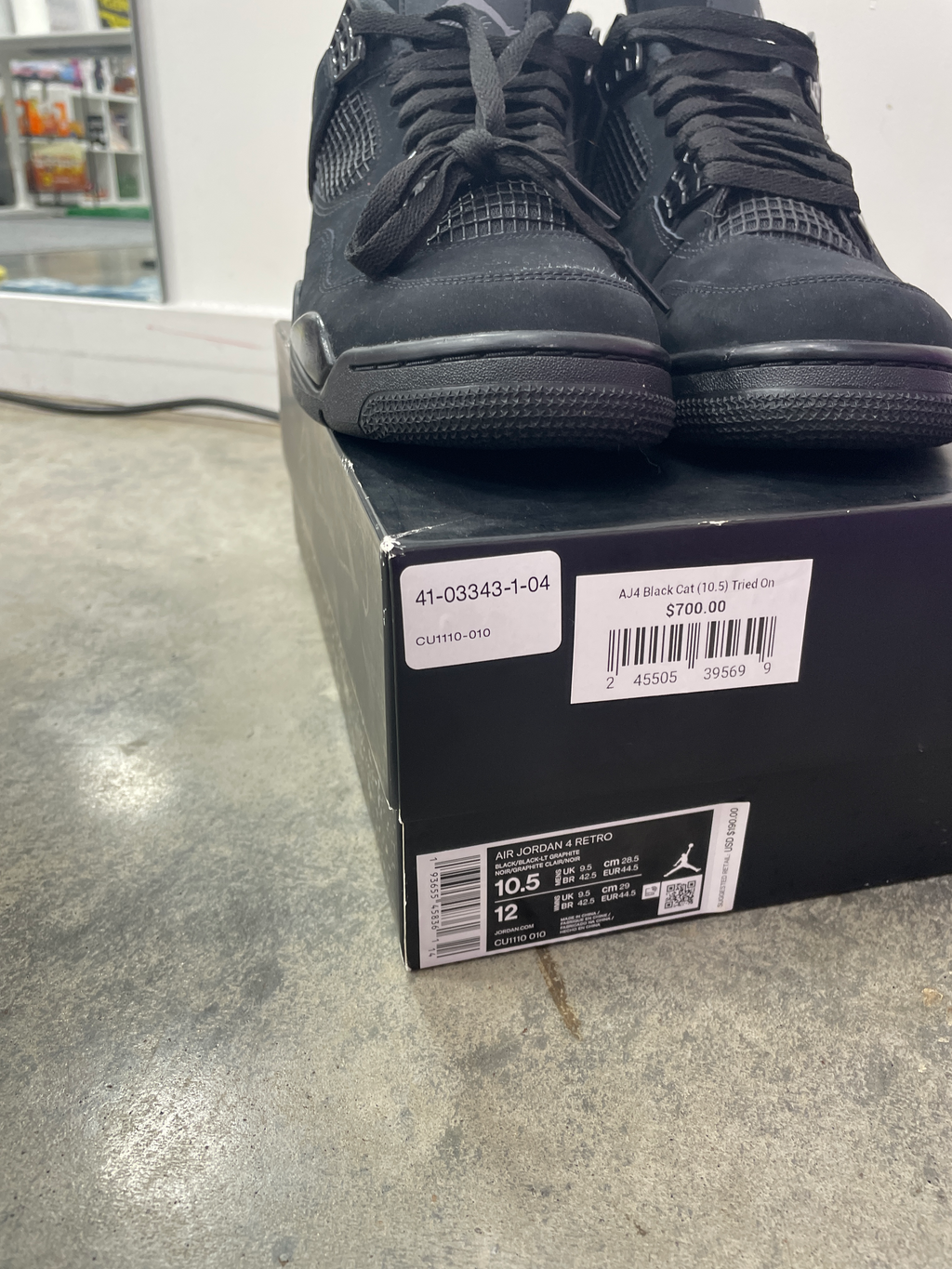 Jordan 4 Black Cat Size 10.5