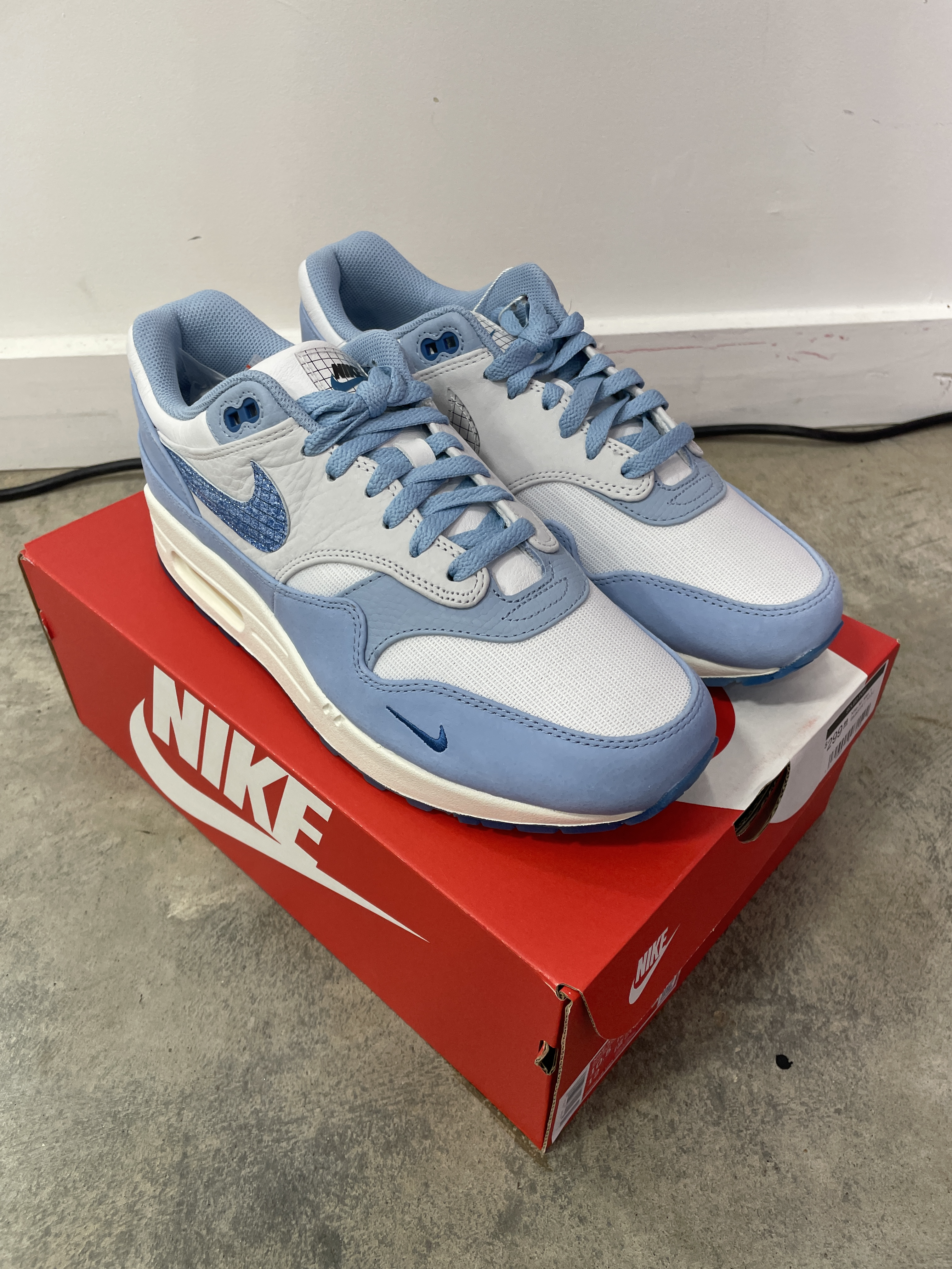 Nike Air Max 1 Blueprint Sz 10.5
