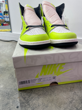 Load image into Gallery viewer, Jordan 1 Retro High OG Visionaire Sz 11
