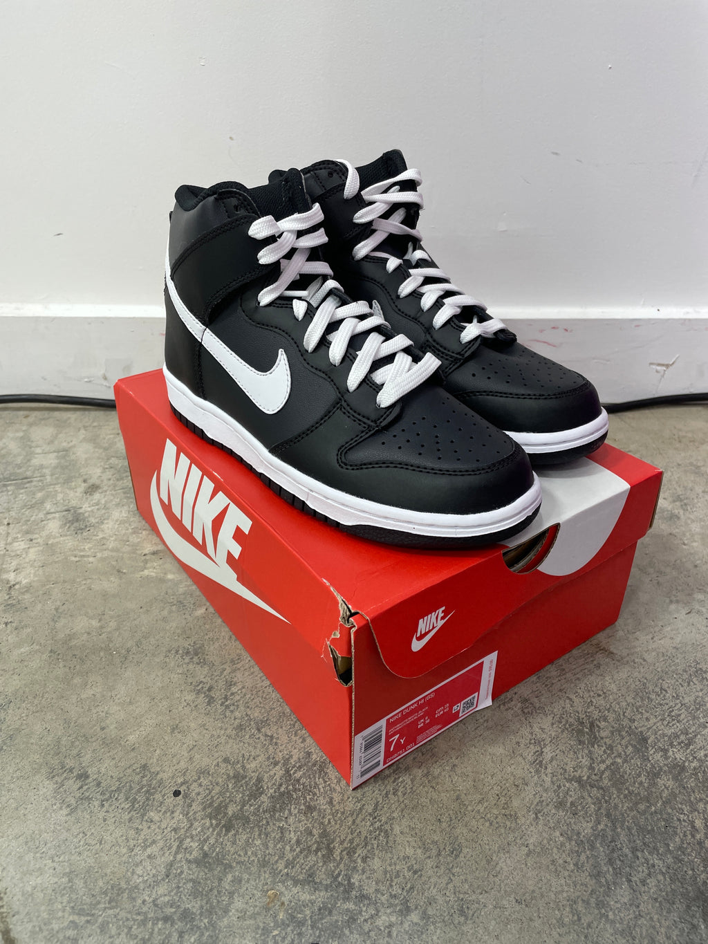 Nike Dunk High Anthracite White Sz 7Y (GS)