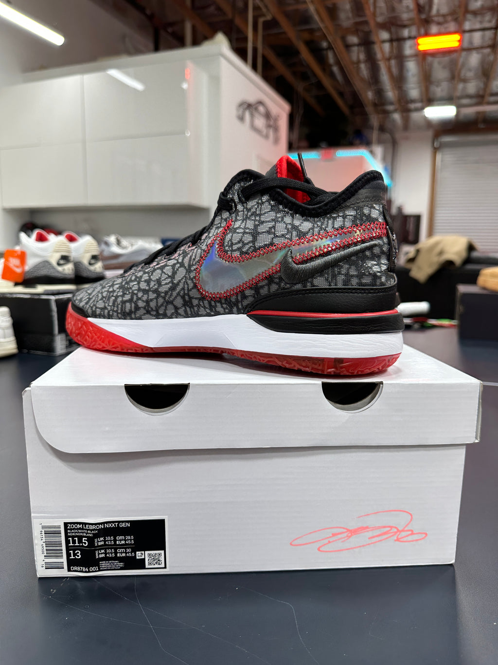 Zoom Lebron NXXT Gen Faze Clan Sz 11.5