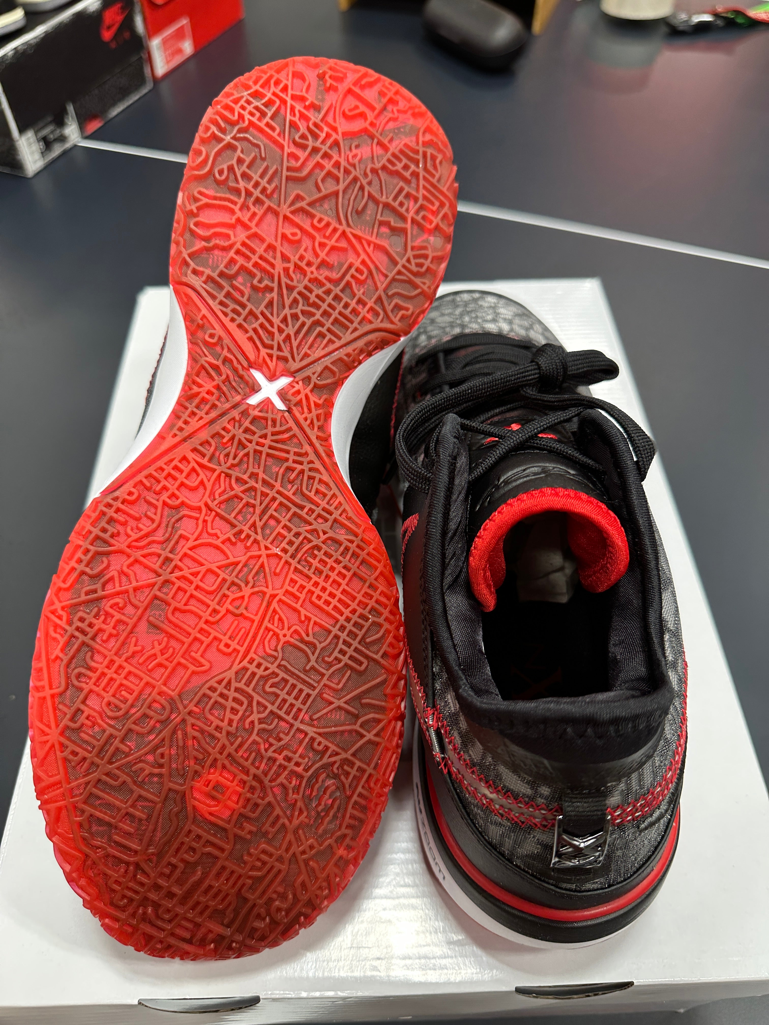 Zoom Lebron NXXT Gen Faze Clan Sz 11.5