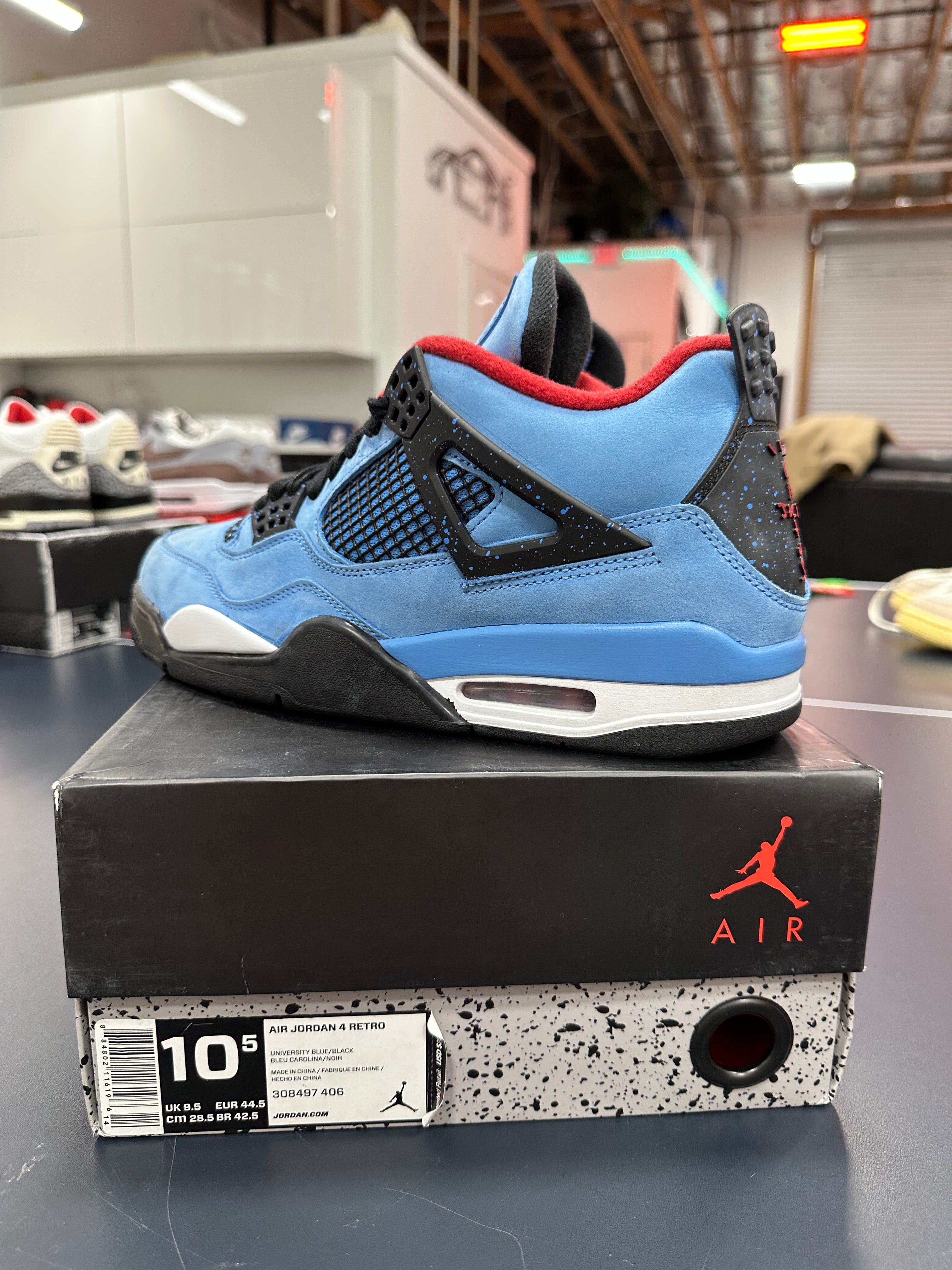 Jordan 4 Travis Scott Sz 10.5
