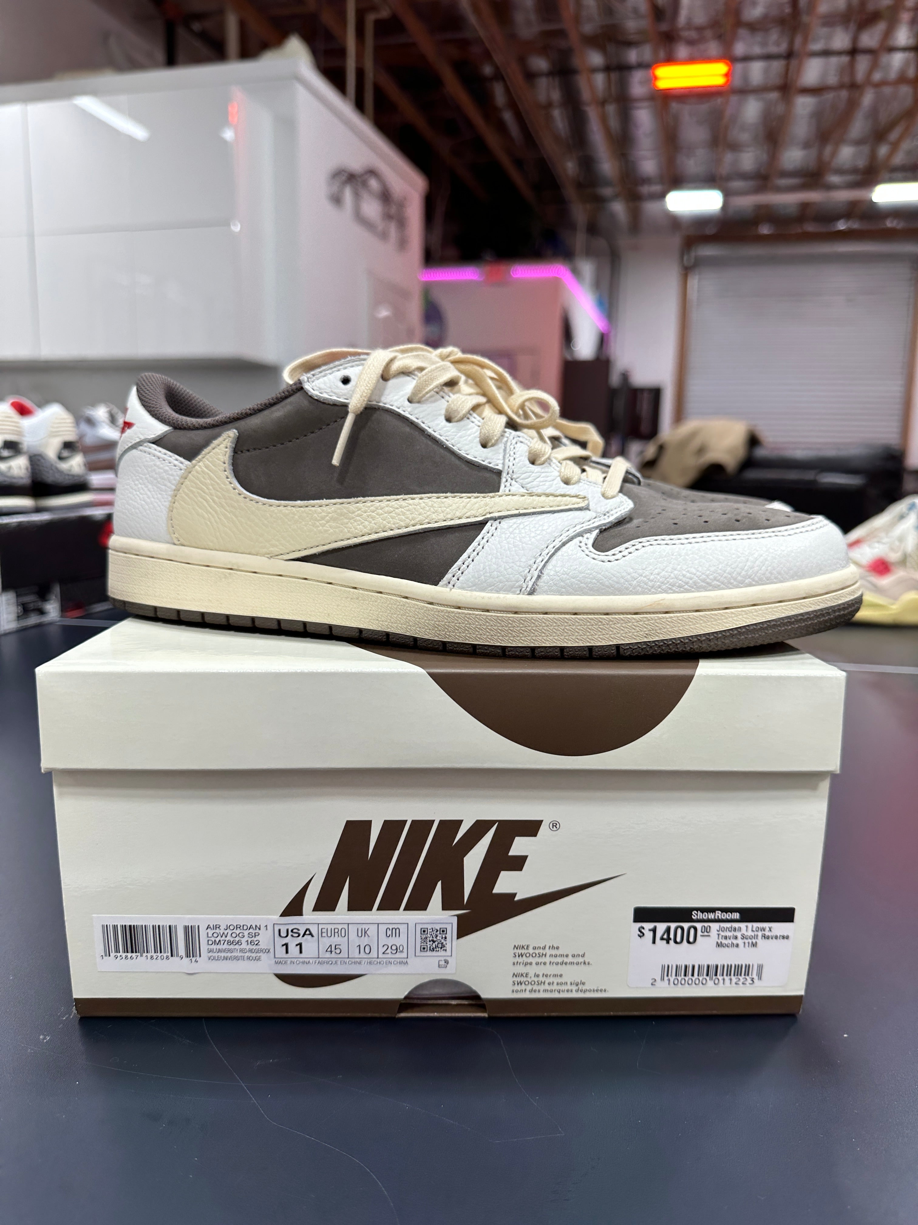 Jordan 1 Low Travis Scott Reverse Mocha Sz 11