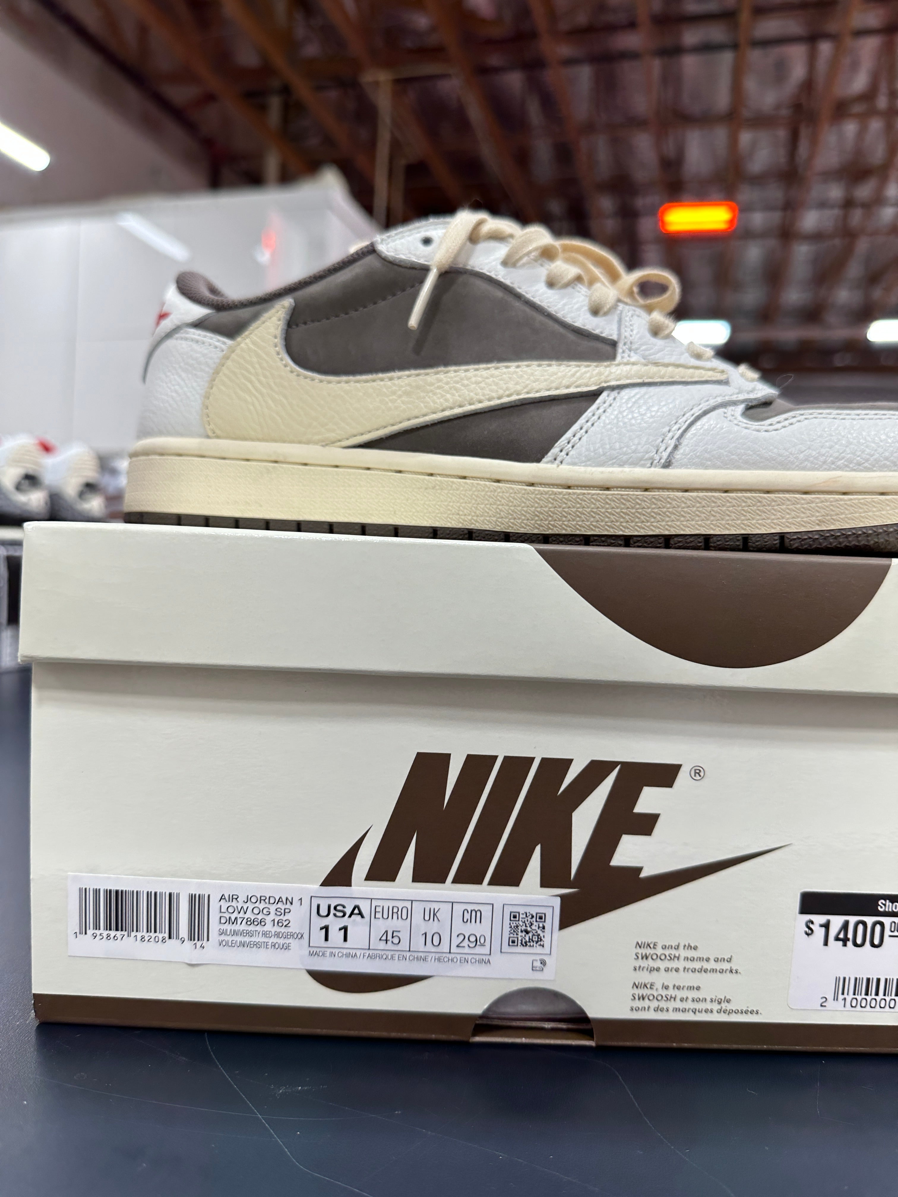 Jordan 1 Low Travis Scott Reverse Mocha Sz 11