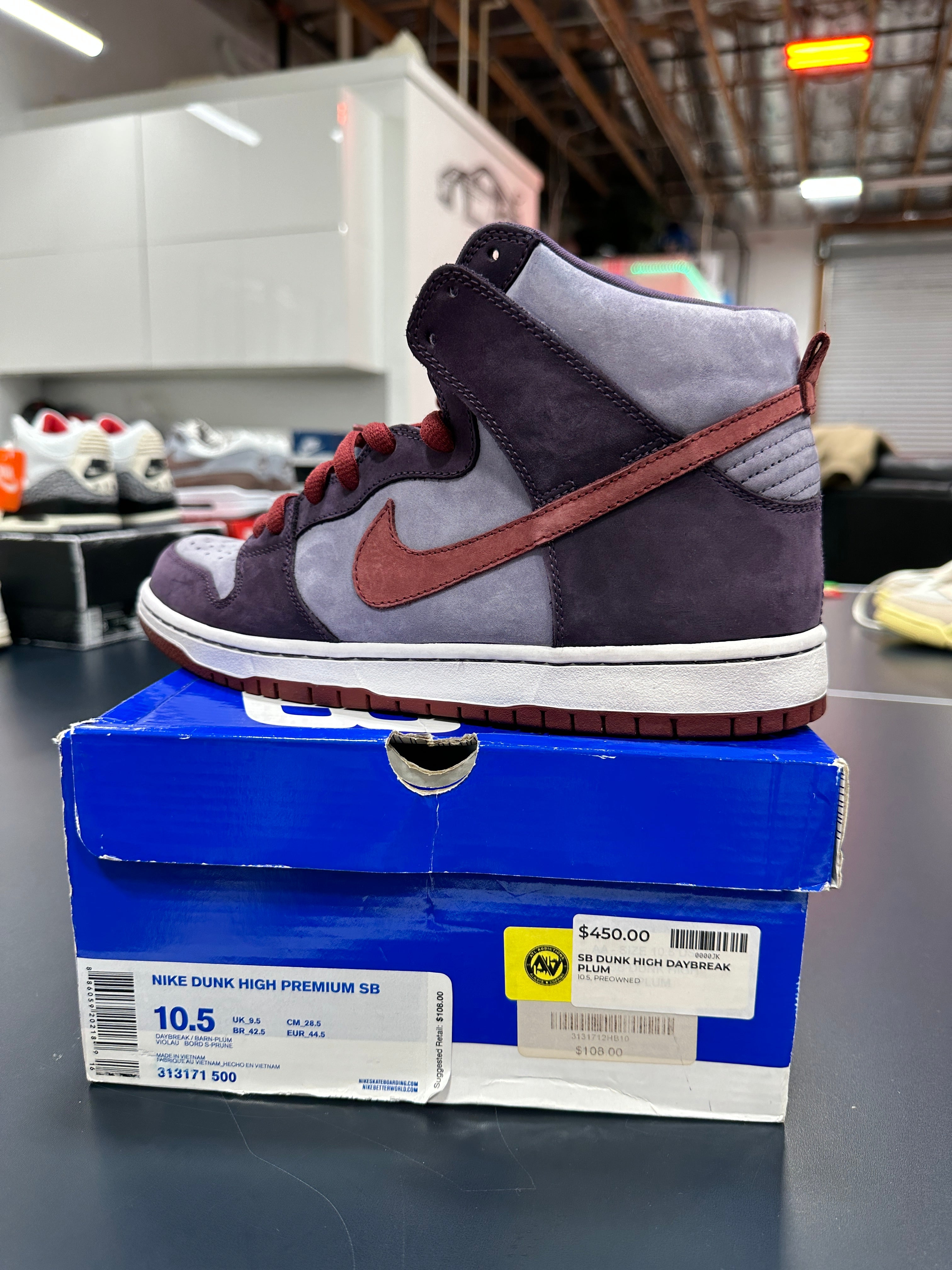 Nike Dunk High Plum SB Sz 10.5