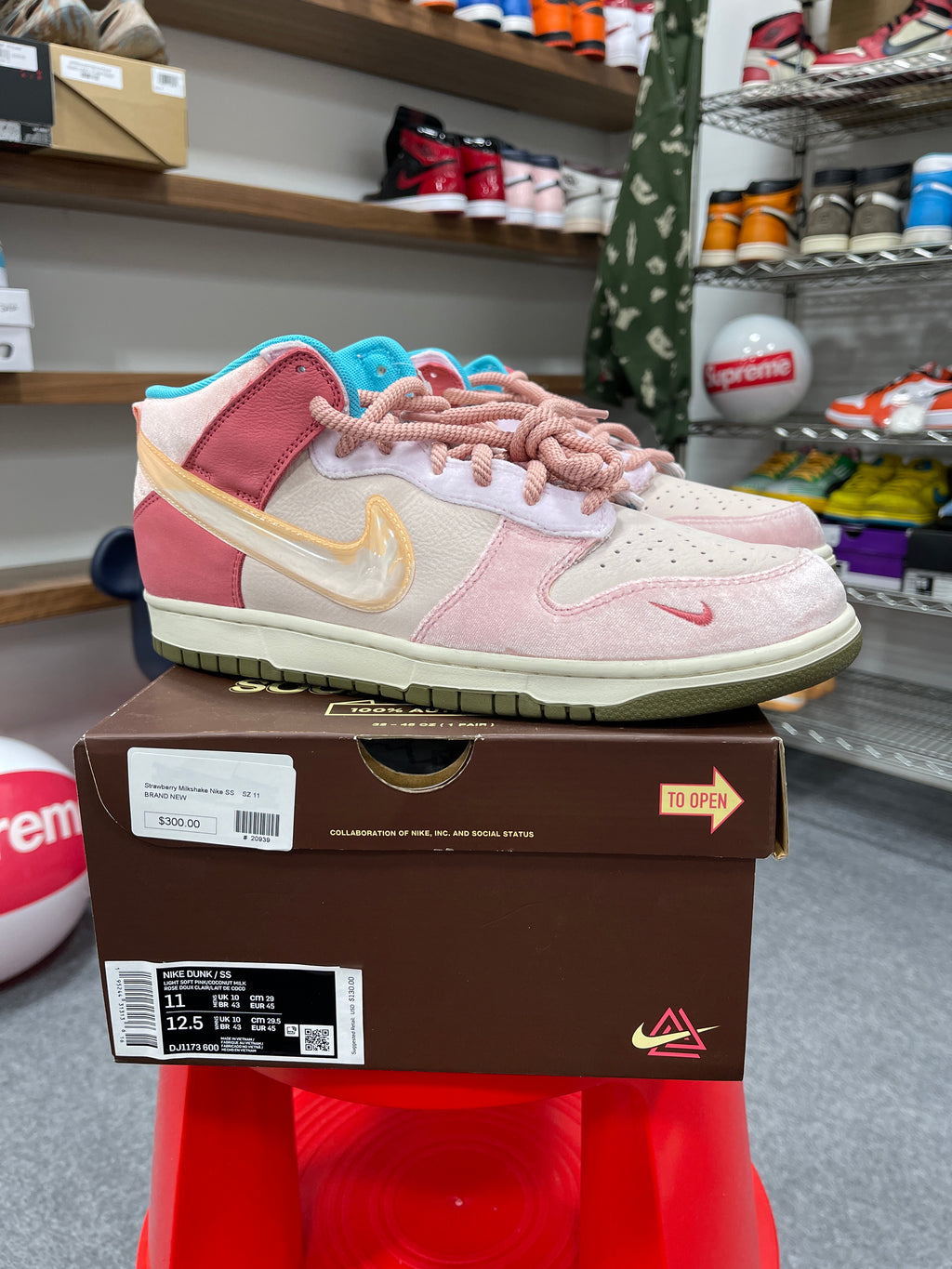 Nike Dunk Mid x Social Status Strawberry Milk Sz 11