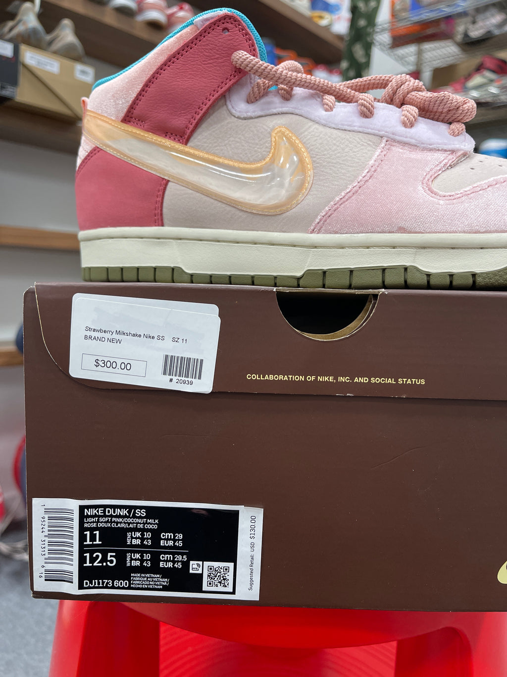 Nike Dunk Mid x Social Status Strawberry Milk Sz 11