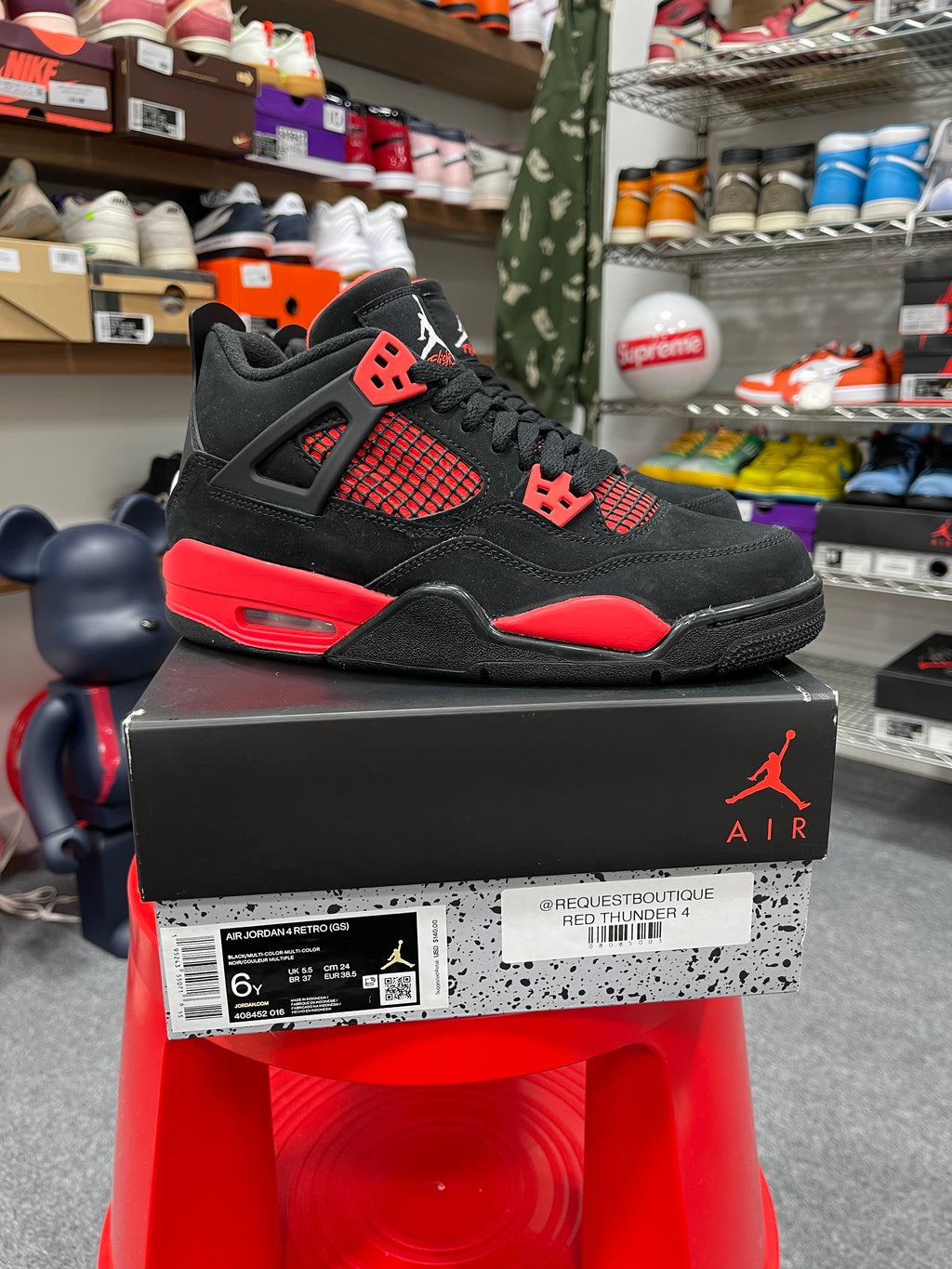 Air Jordan 4 Red Thunder Sz 6y