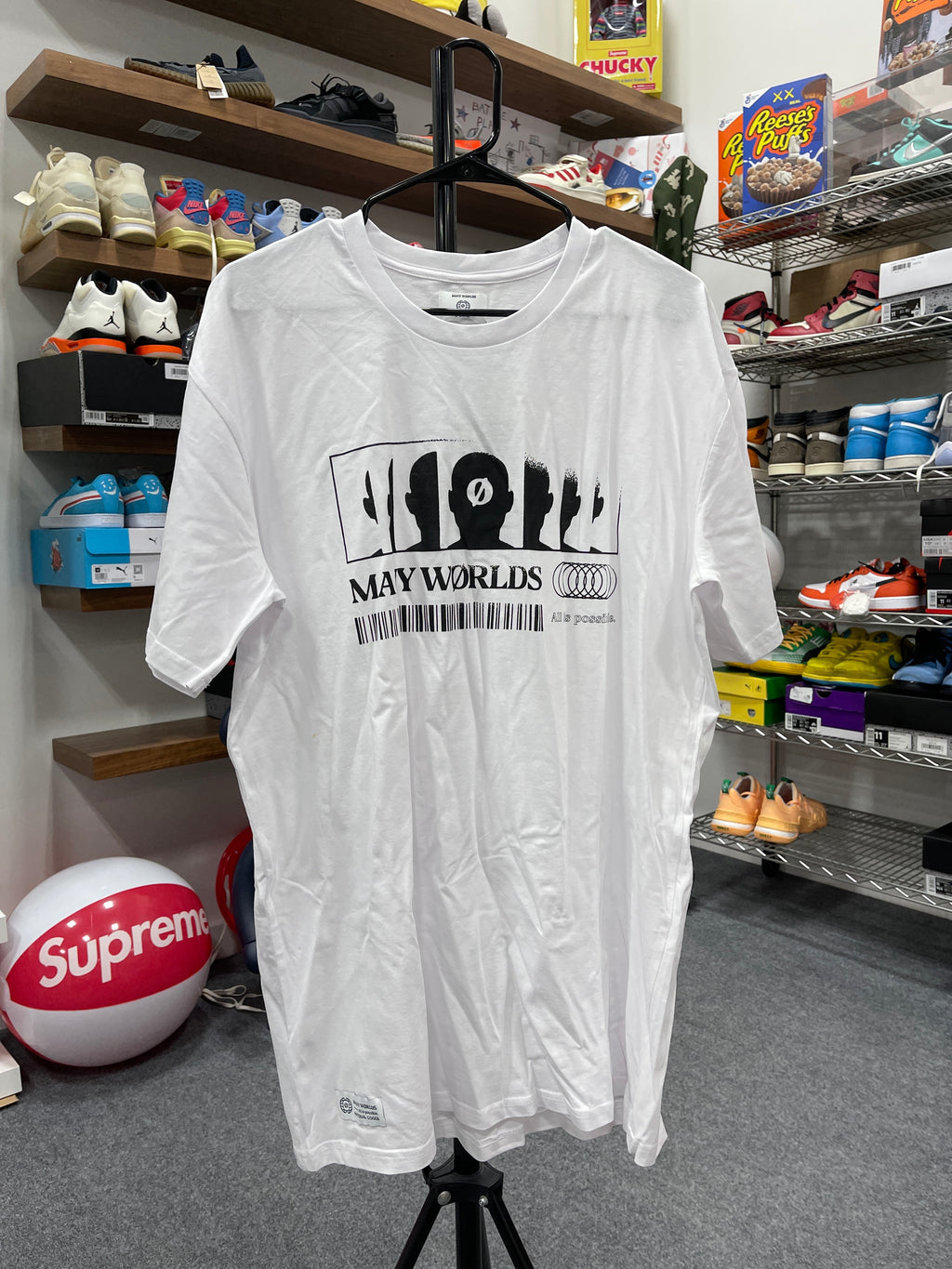 Many Worlds T-Shirt Sz XL