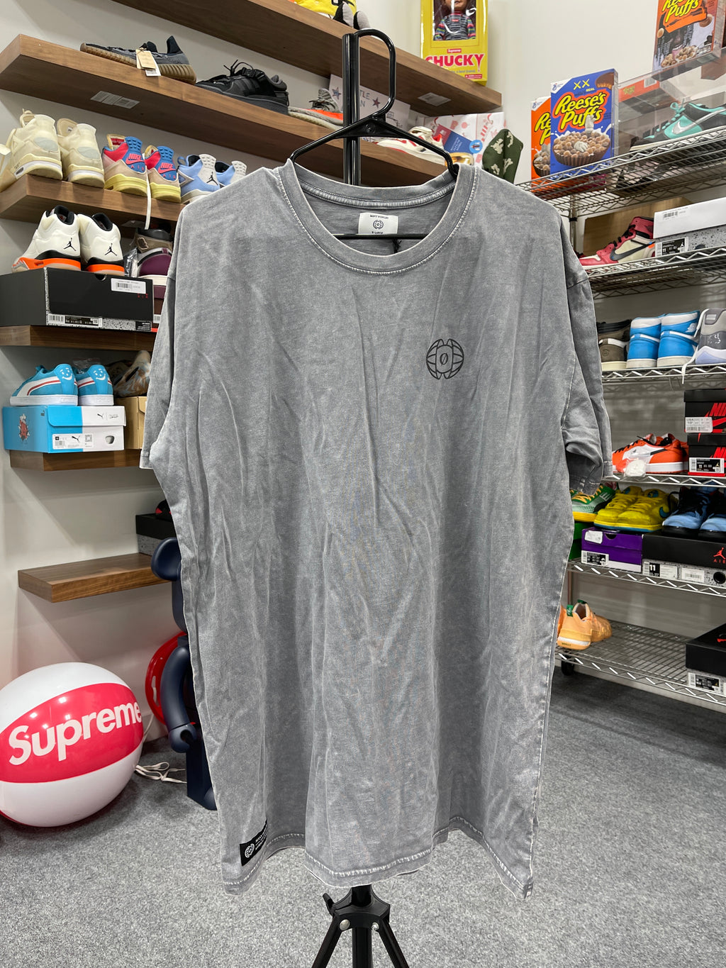 Many Worlds T-Shirt Sz XL