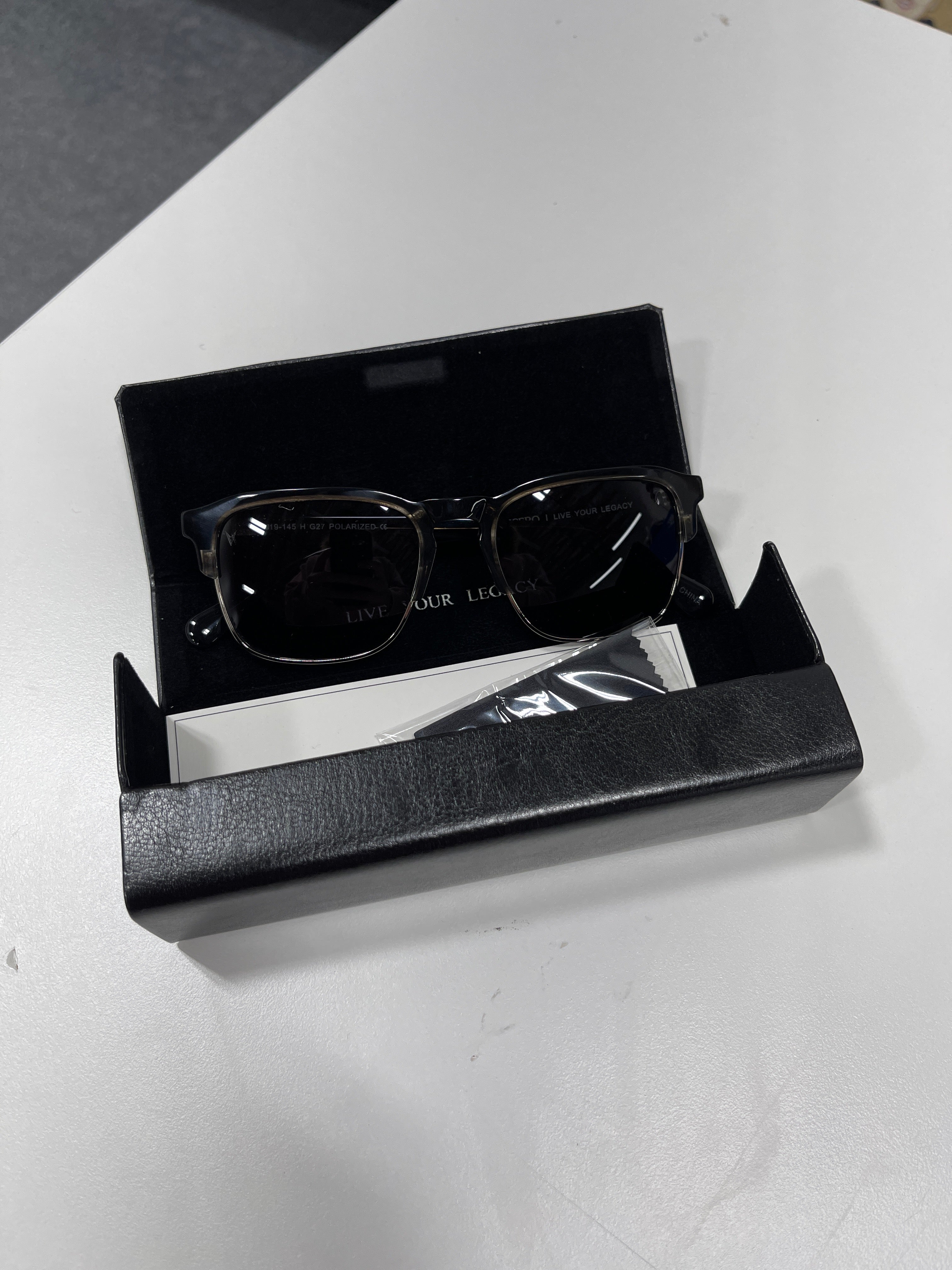 Vincero Sun Glasses