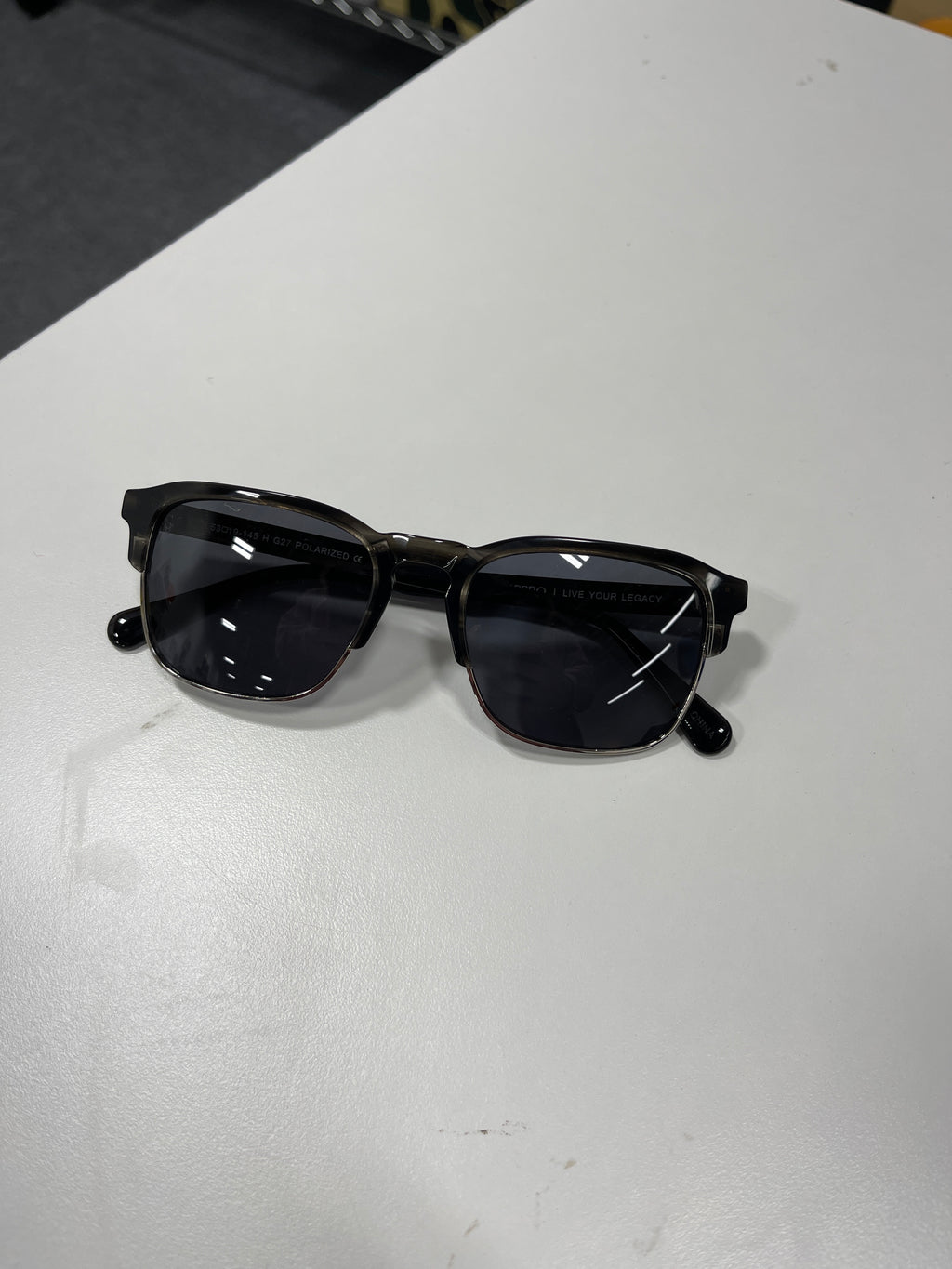 Vincero Sun Glasses