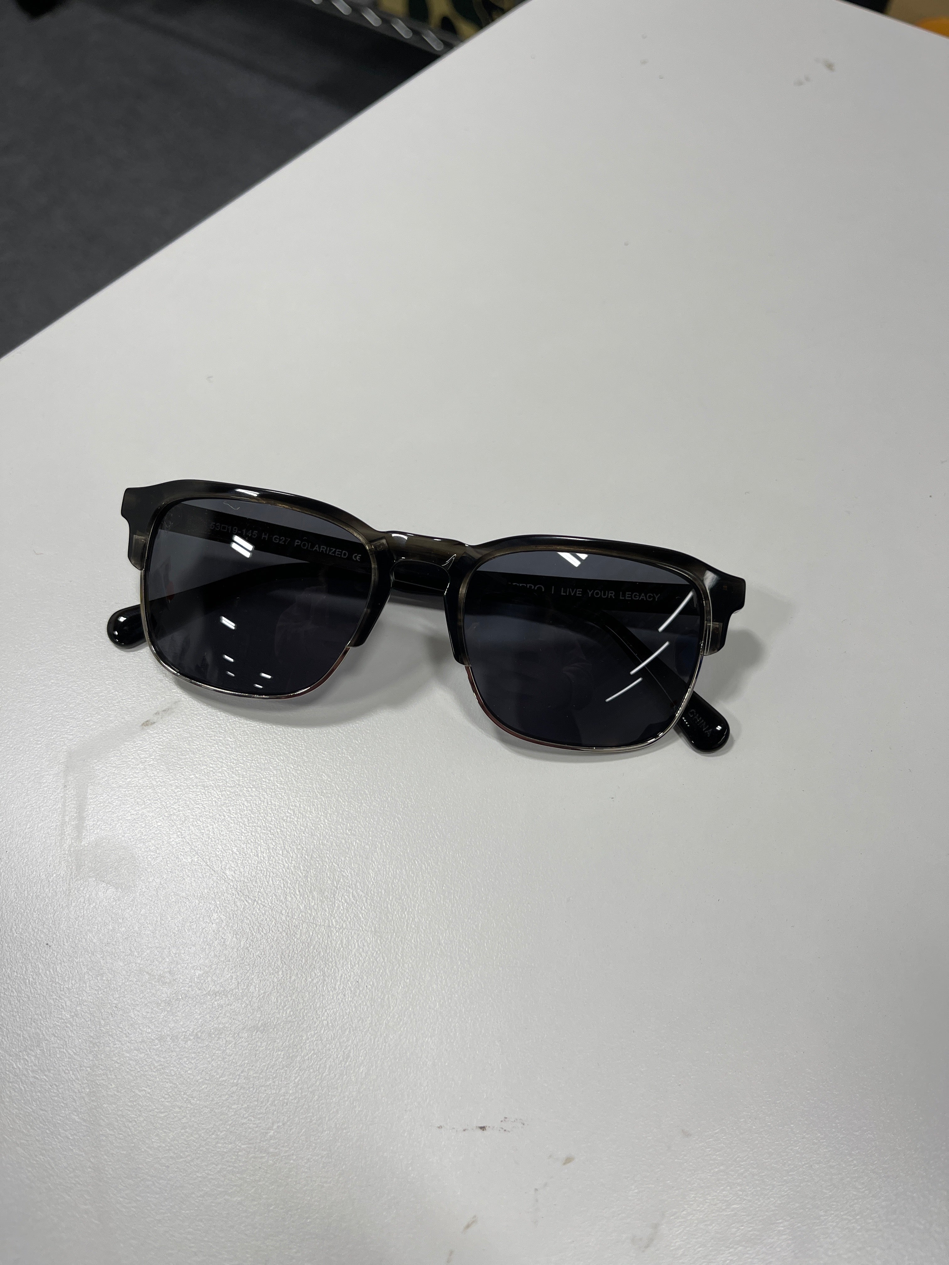 Vincero Sun Glasses