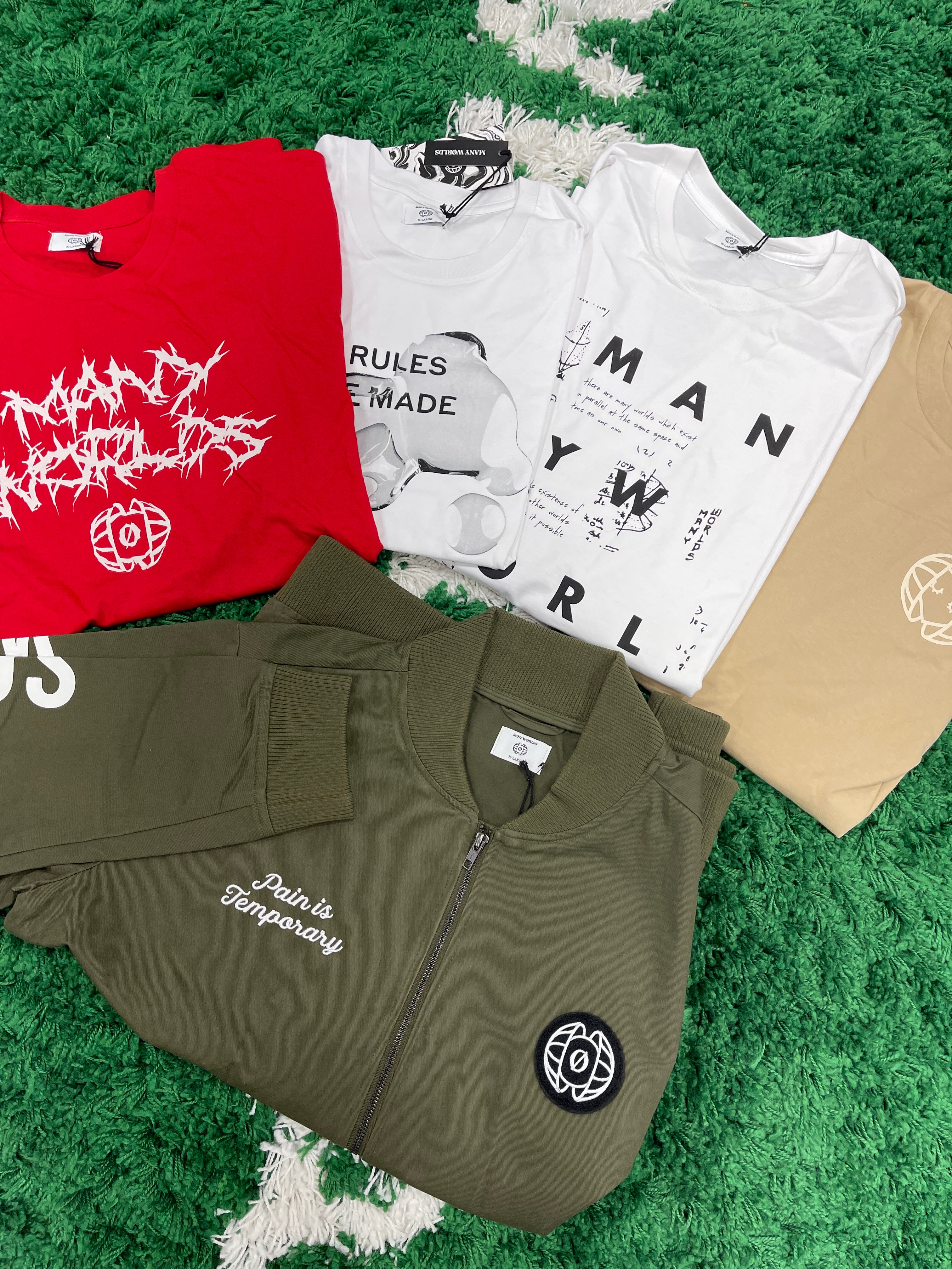 Many Worlds Clothing Pack Sz XL