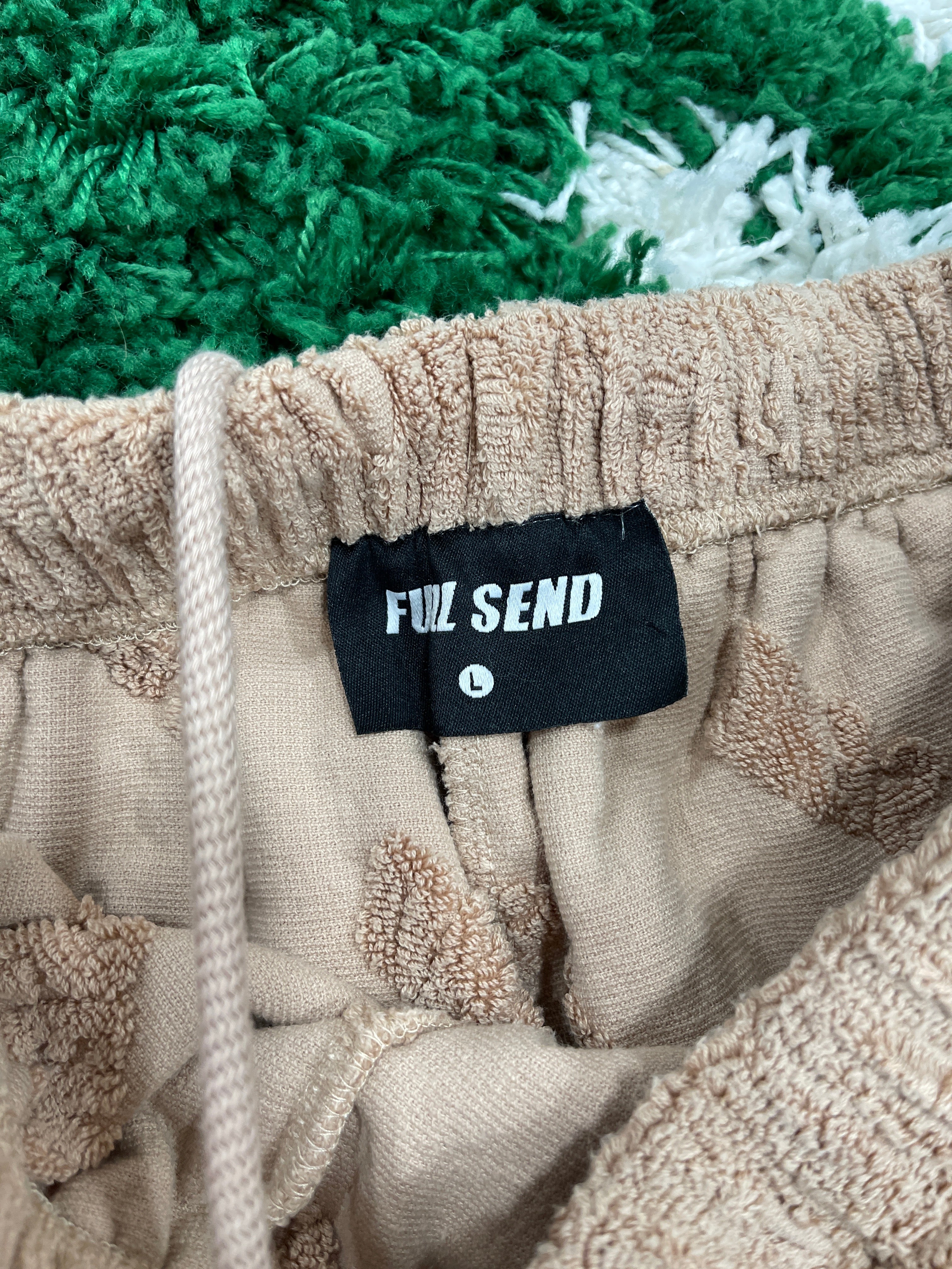 Full Send Towel Shorts Sz L