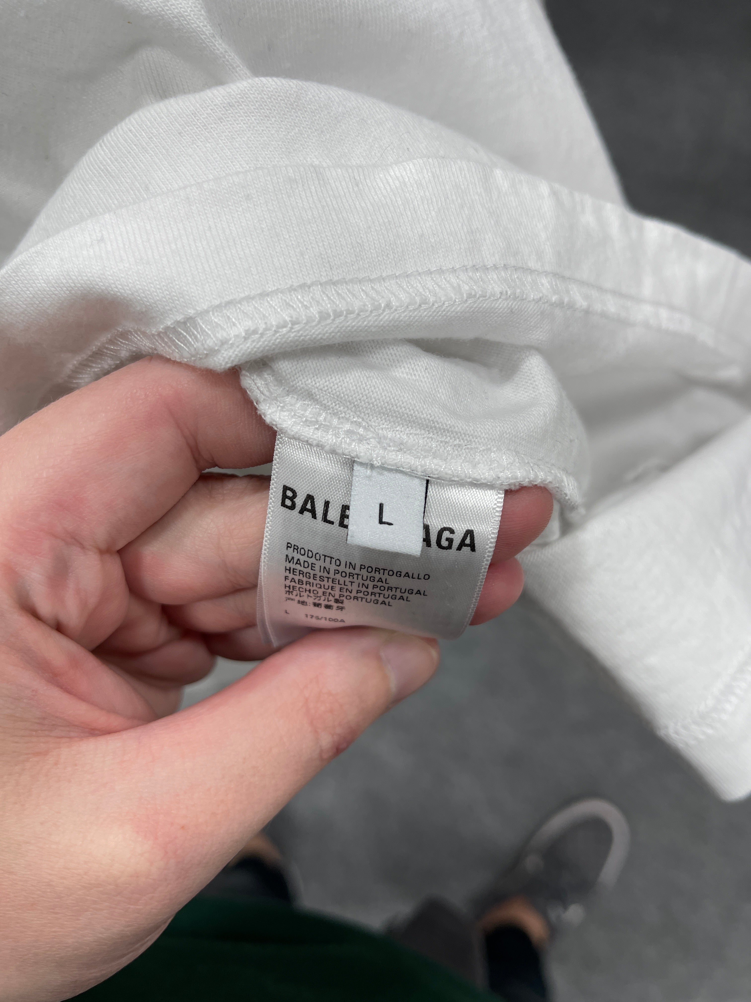 Balenciaga T-Shirt Sz L