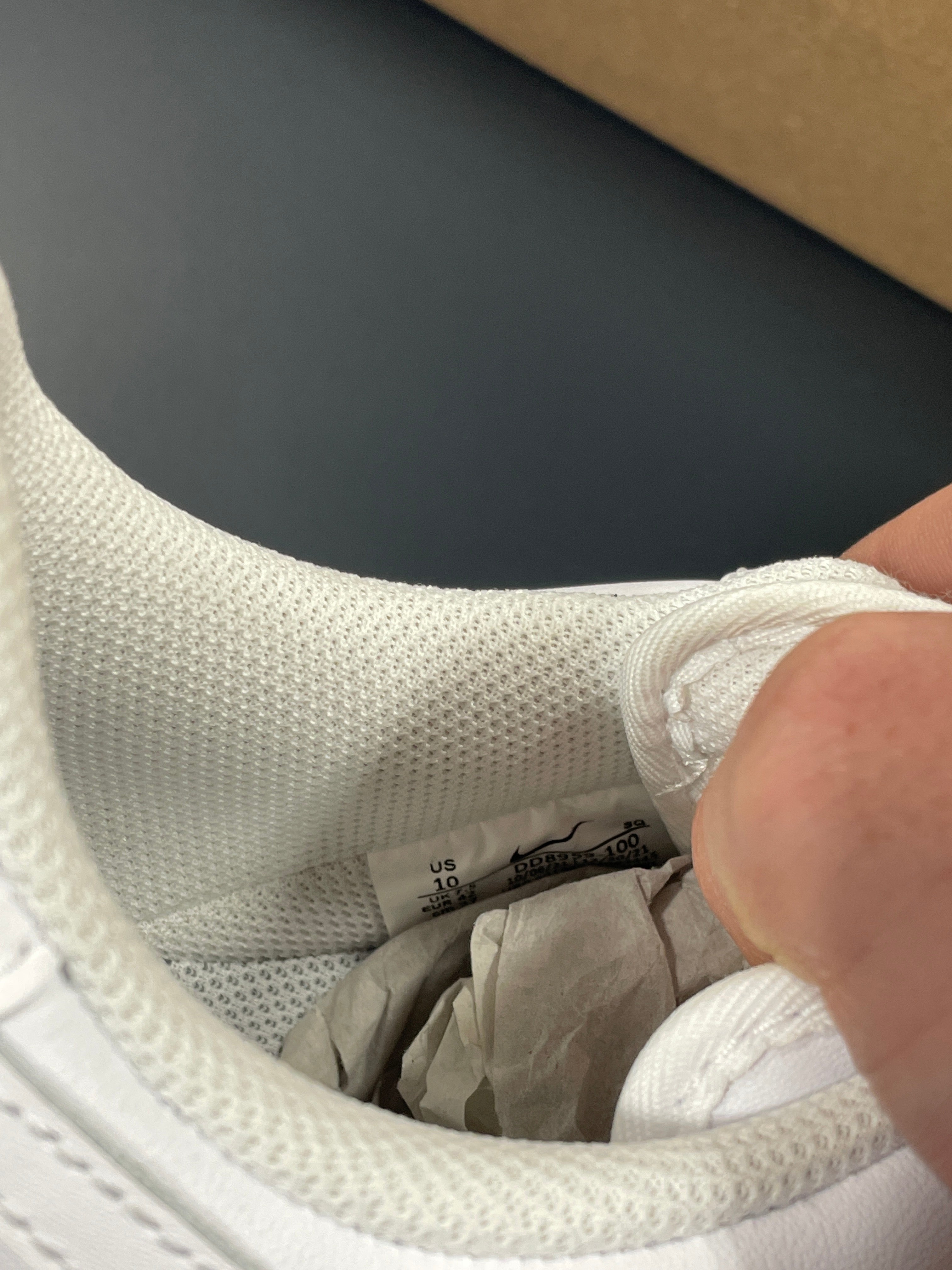 Nike Air Force 1 White Sz 10 (REPLACEMENT BOX)