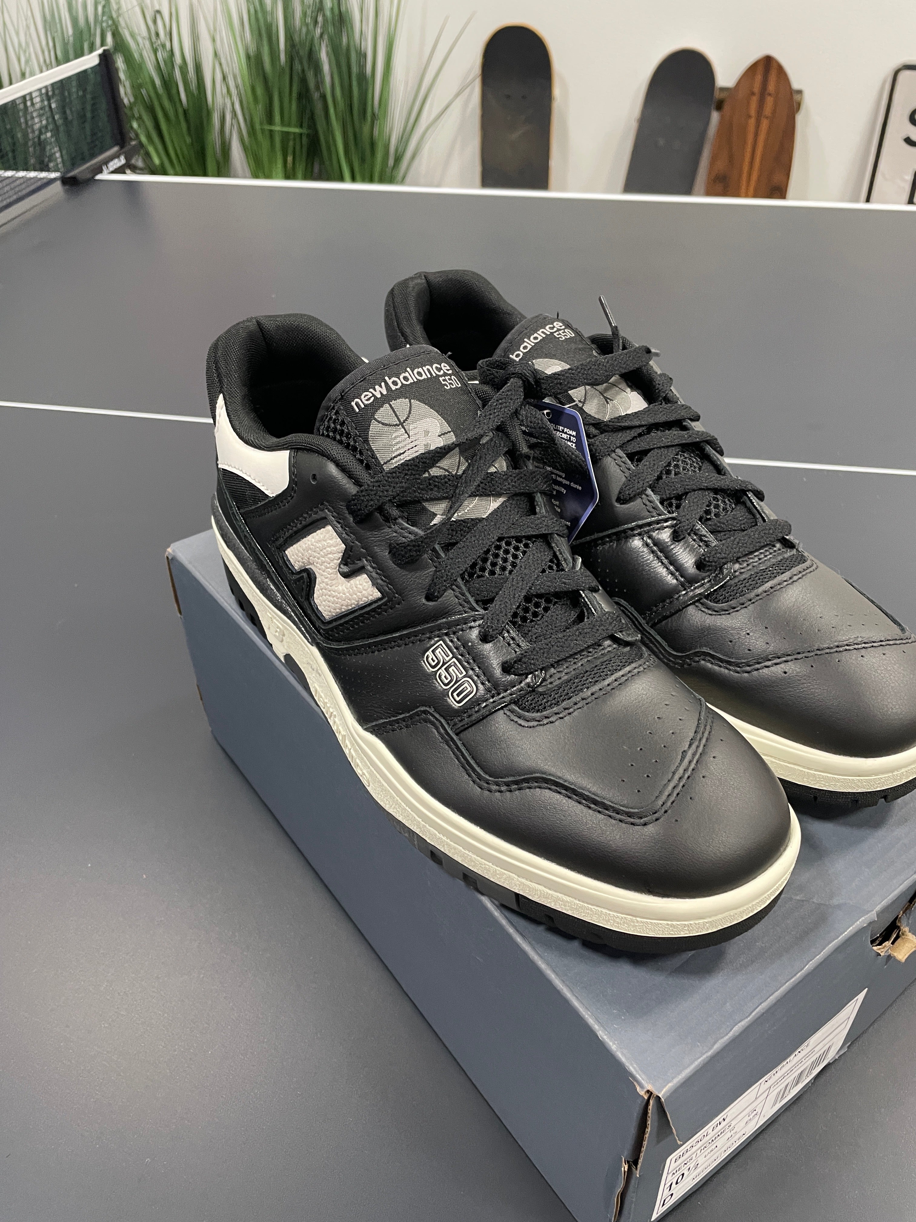 New Balance 550 Black Size 10.5
