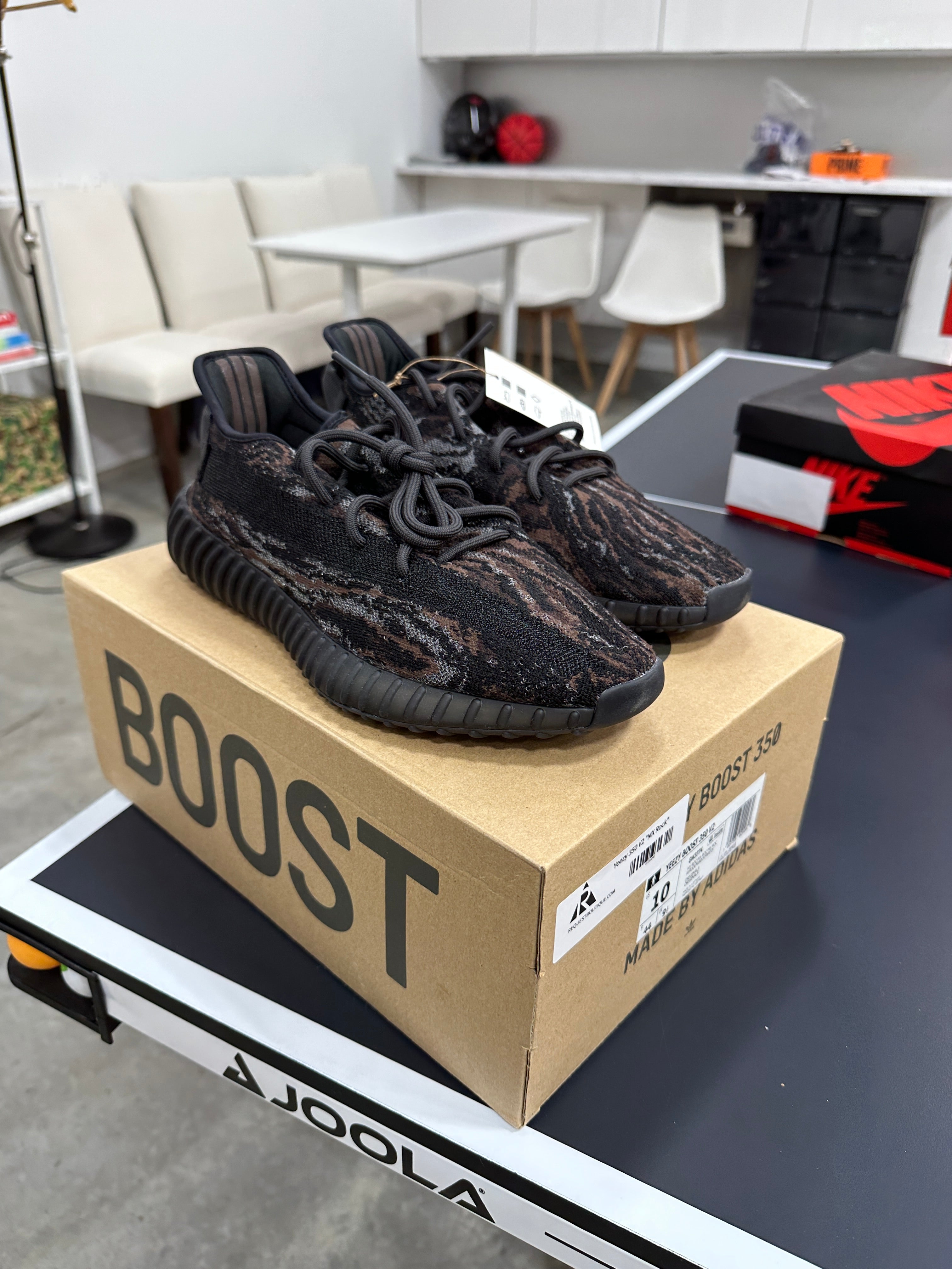 Yeezy 350 V2 Mx Rock Sz 10